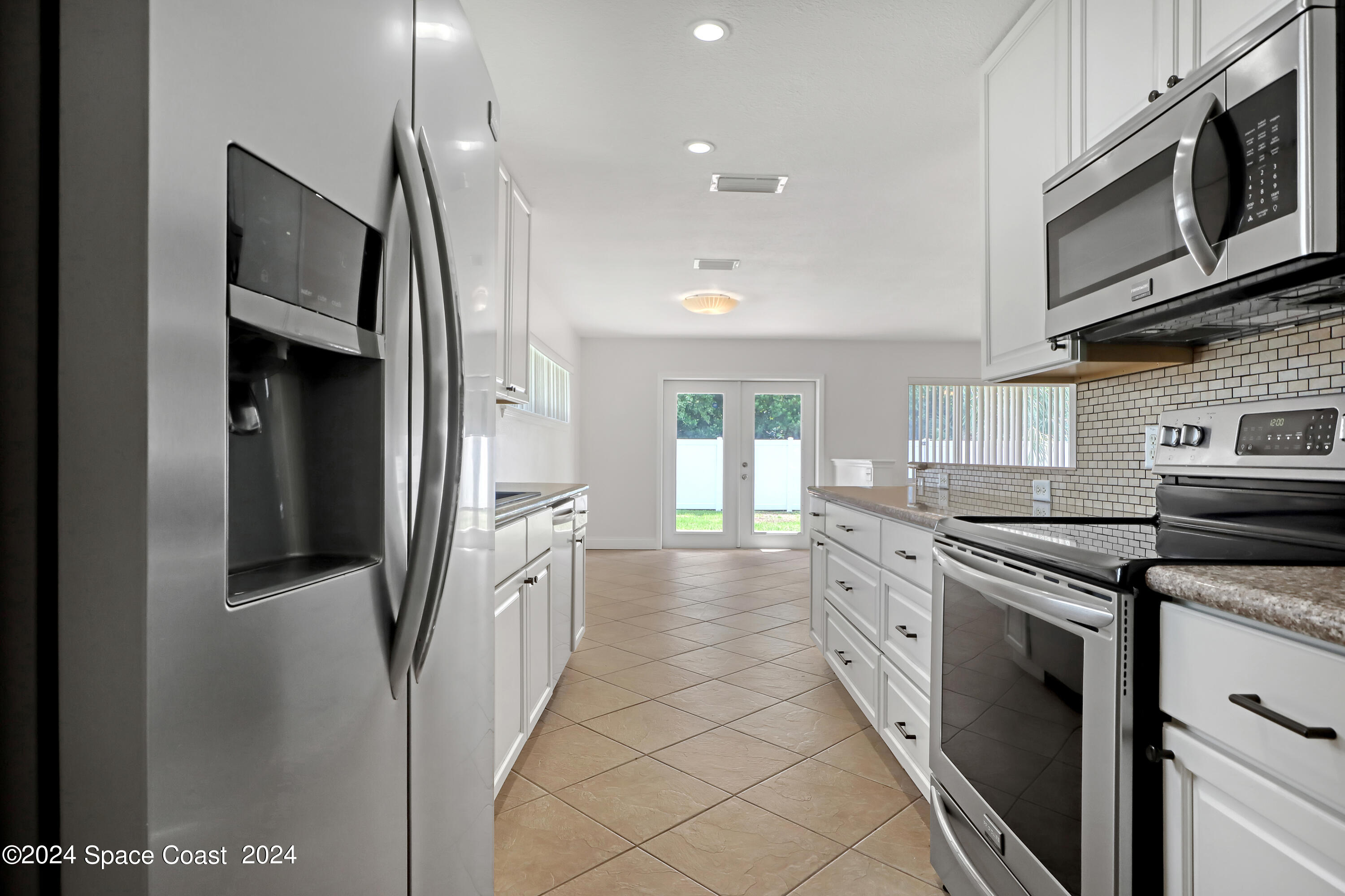 611 Clarewood Boulevard