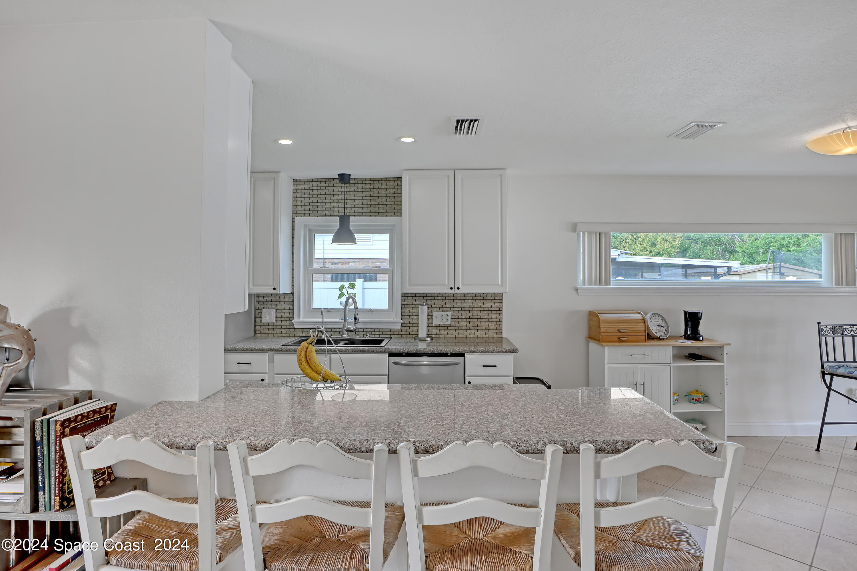 611 Clarewood Boulevard