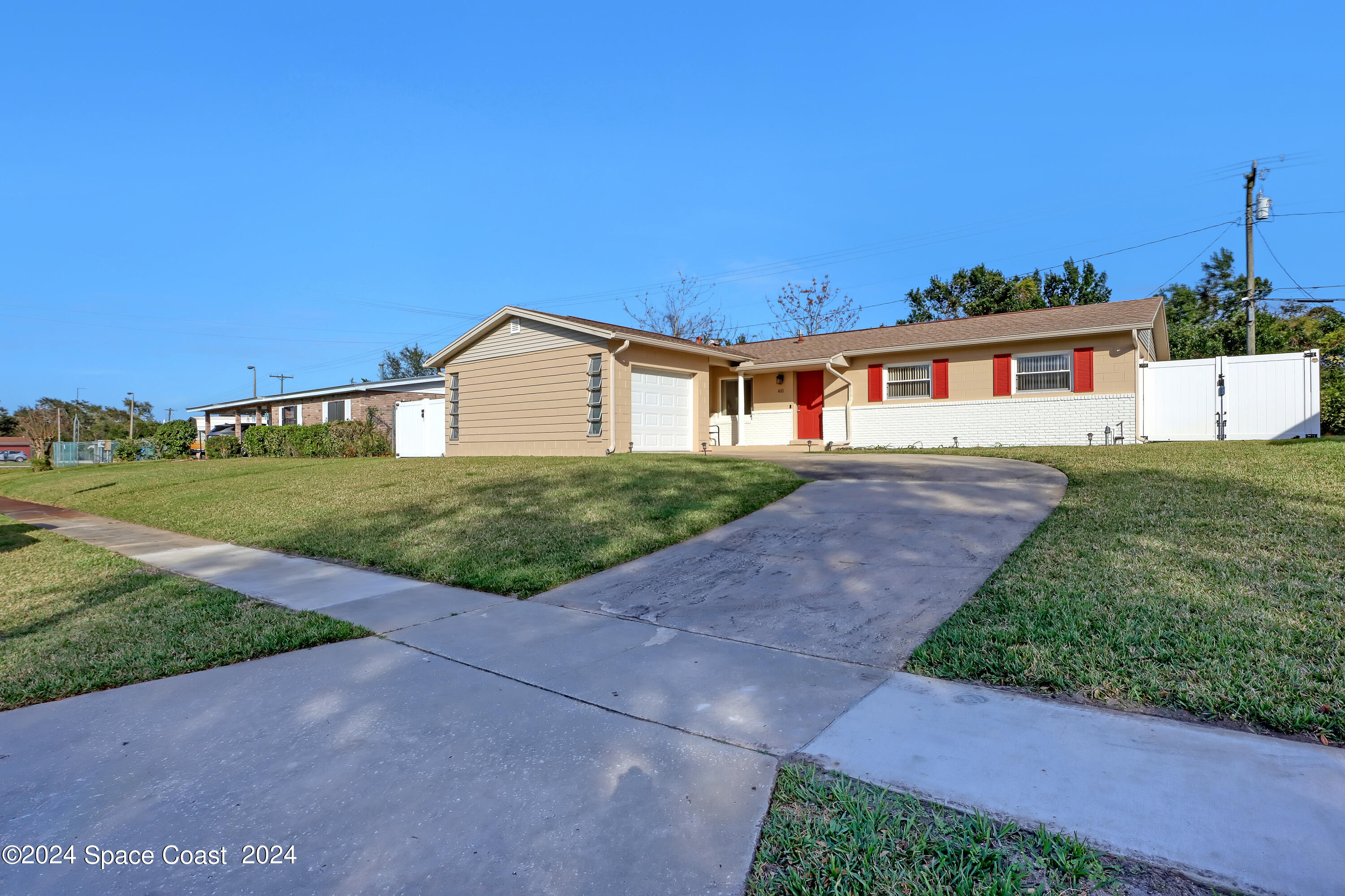 611 Clarewood Boulevard