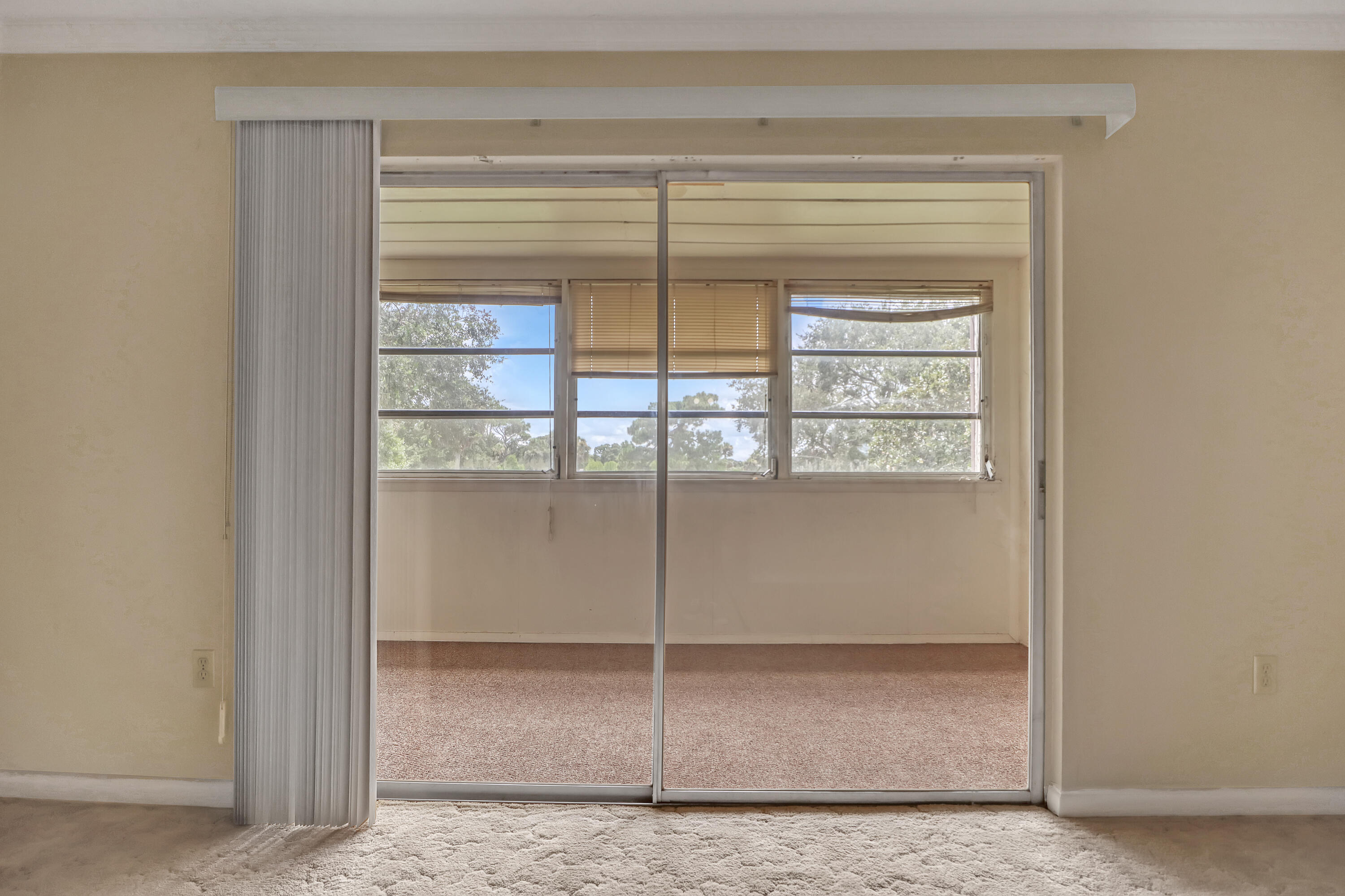 2568 Demaret Drive, 308
