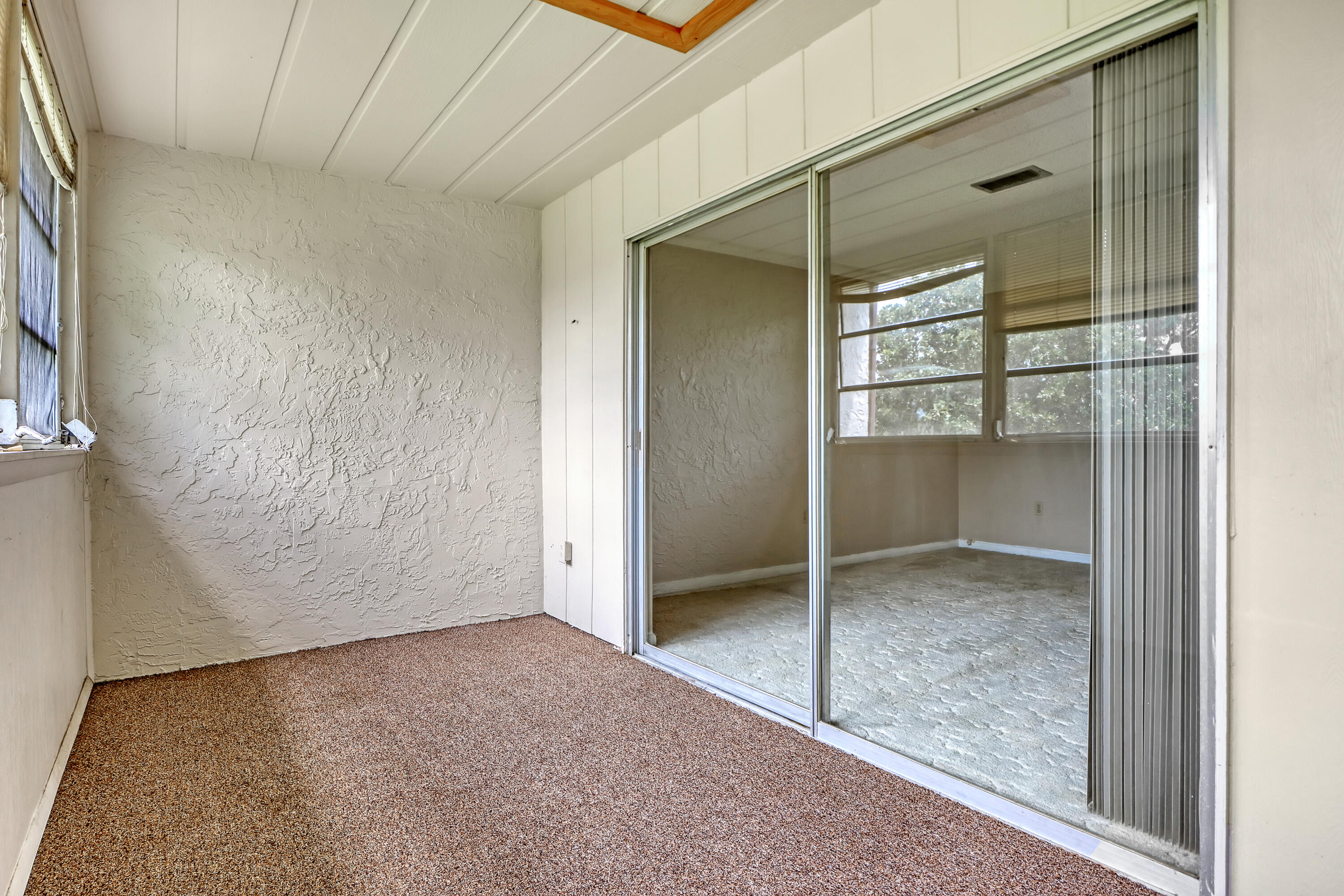 2568 Demaret Drive, 308