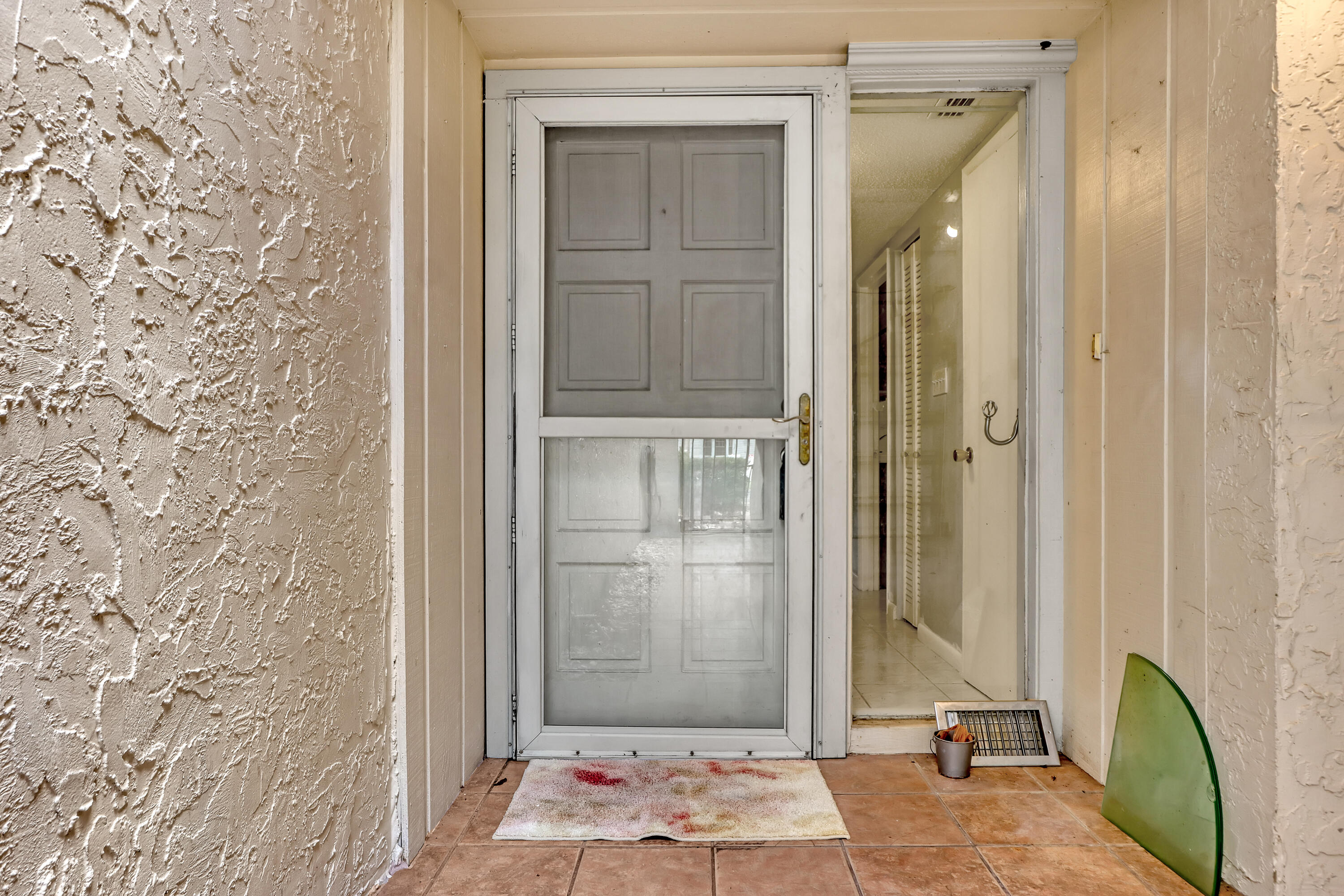 2568 Demaret Drive, 308