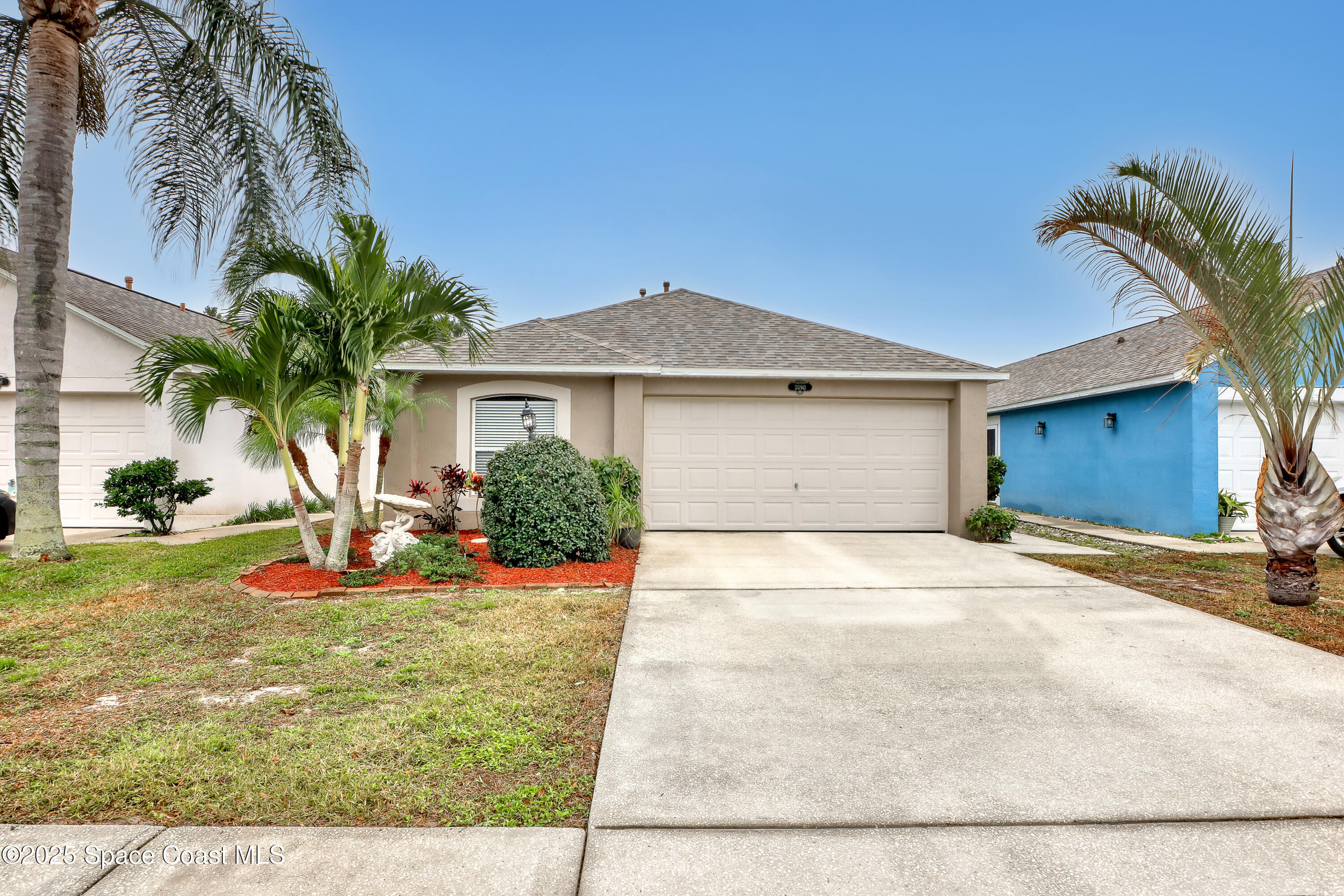 2090 Redwood Circle NE