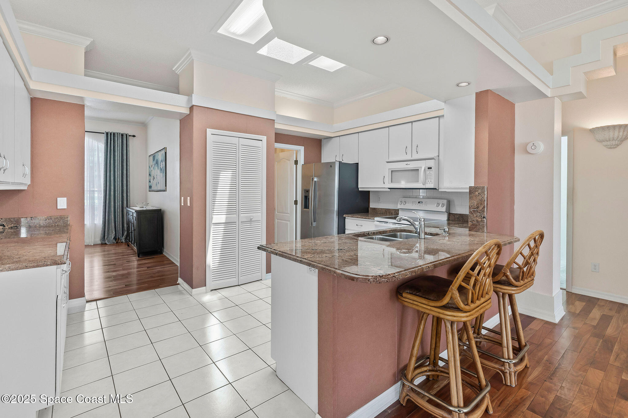 6111 Half Moon Drive Drive