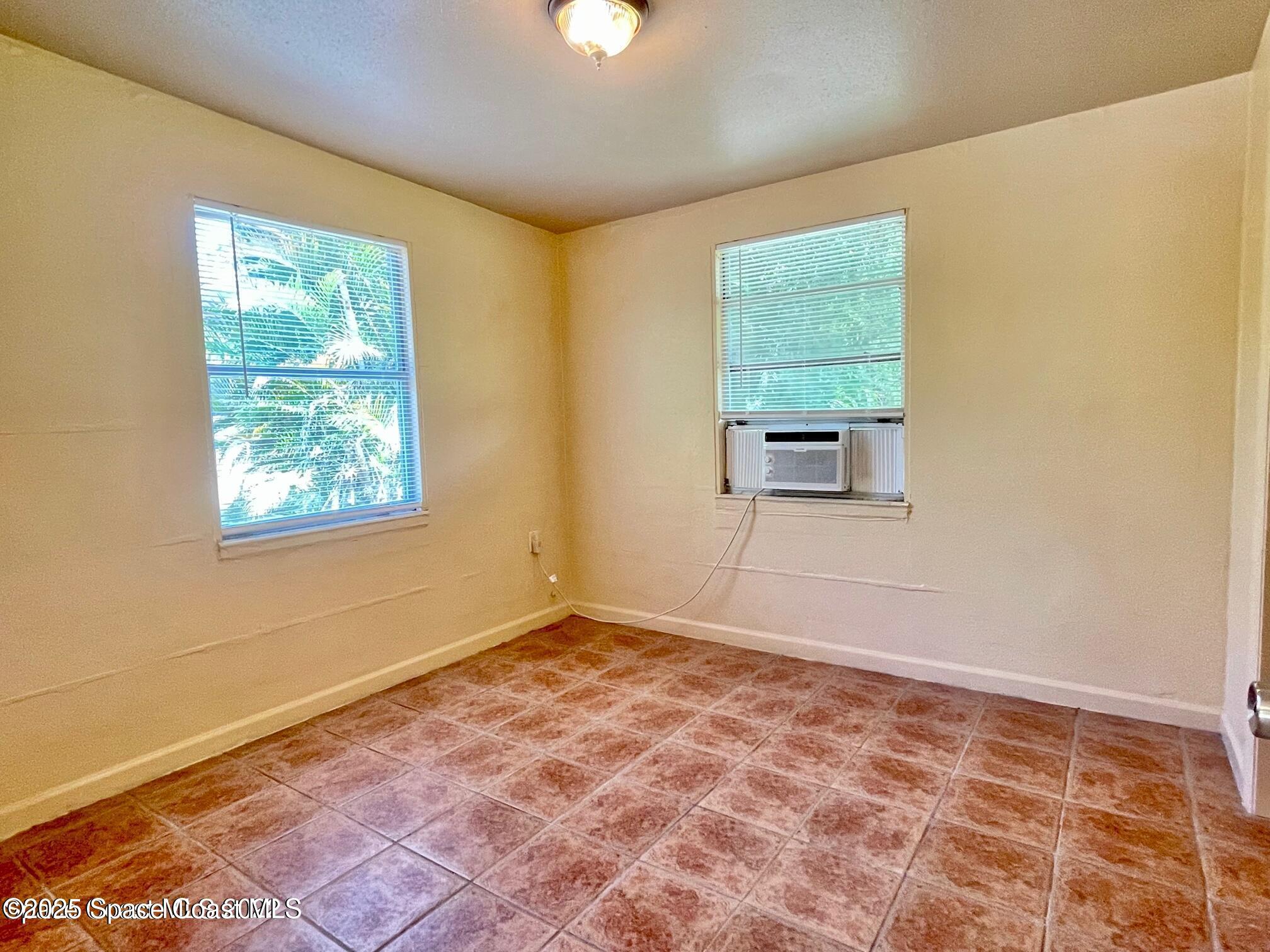316 & 318 Bay Avenue