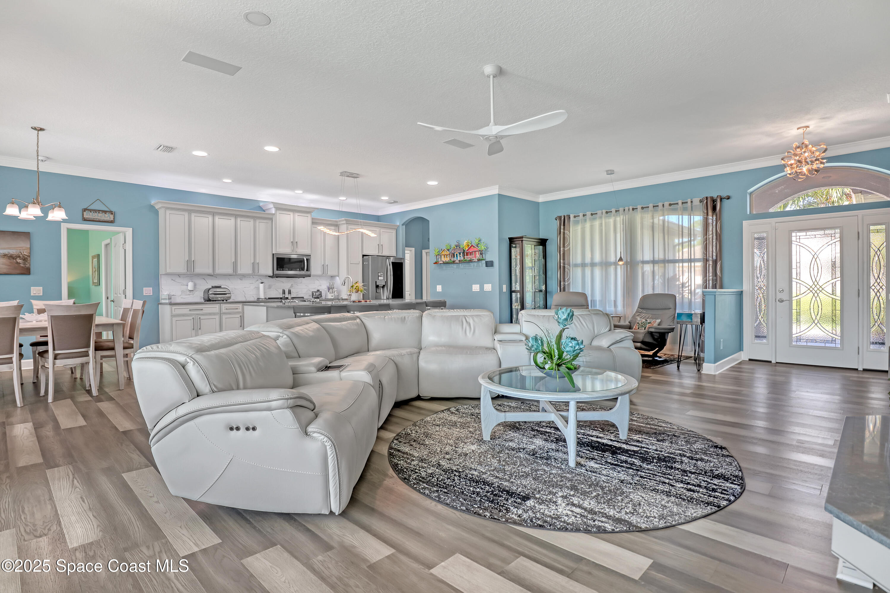 4372 Fletcher Lane