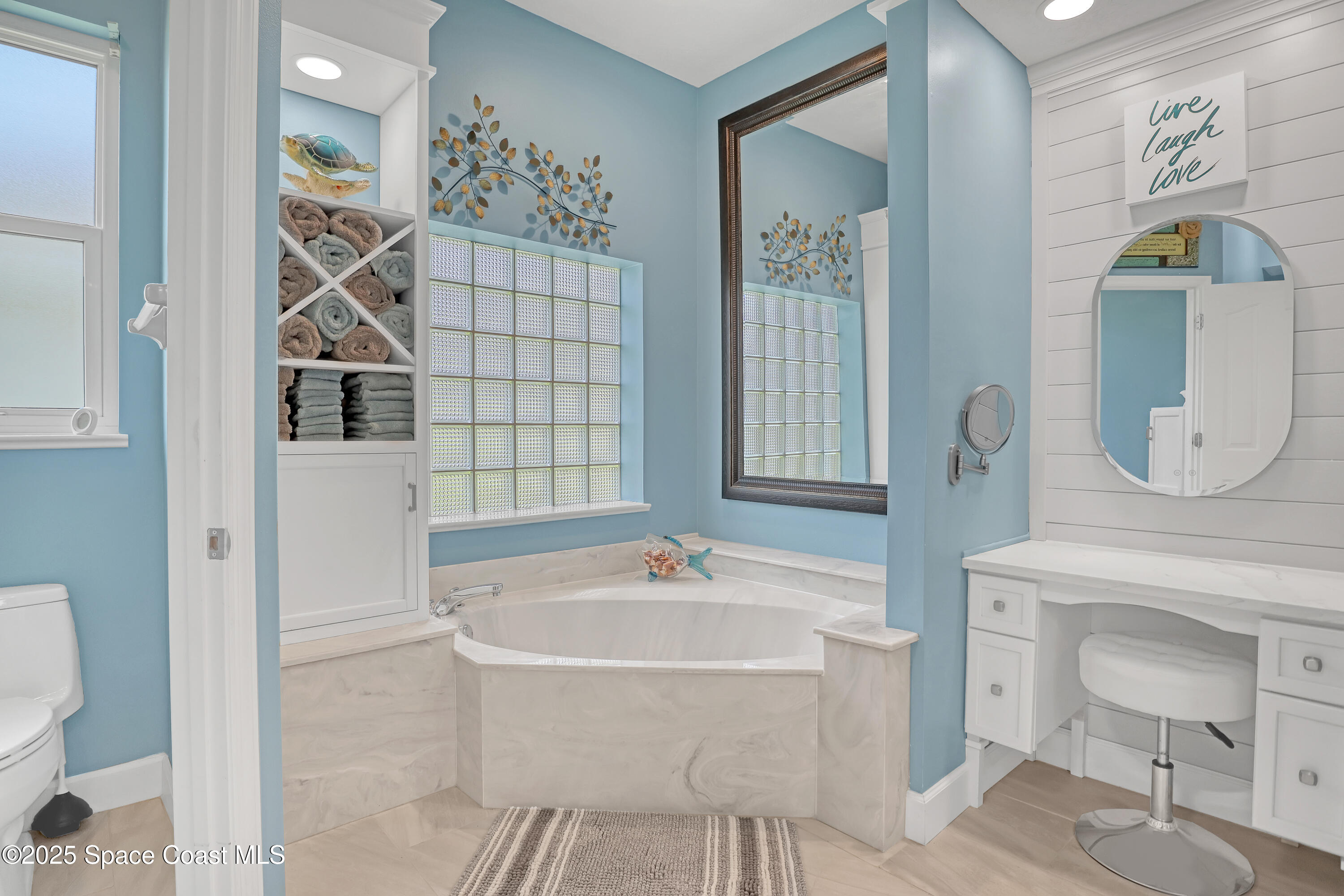 4372 Fletcher Lane