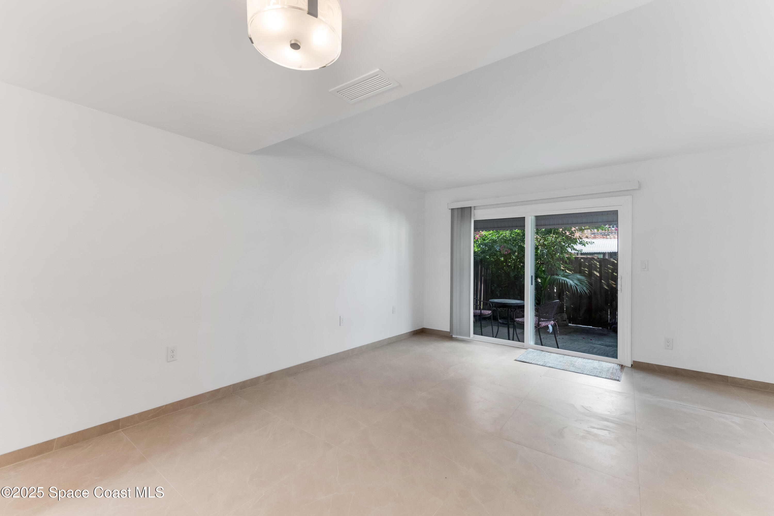 2200 S Palmetto Avenue, A5, South Daytona Unit: A5