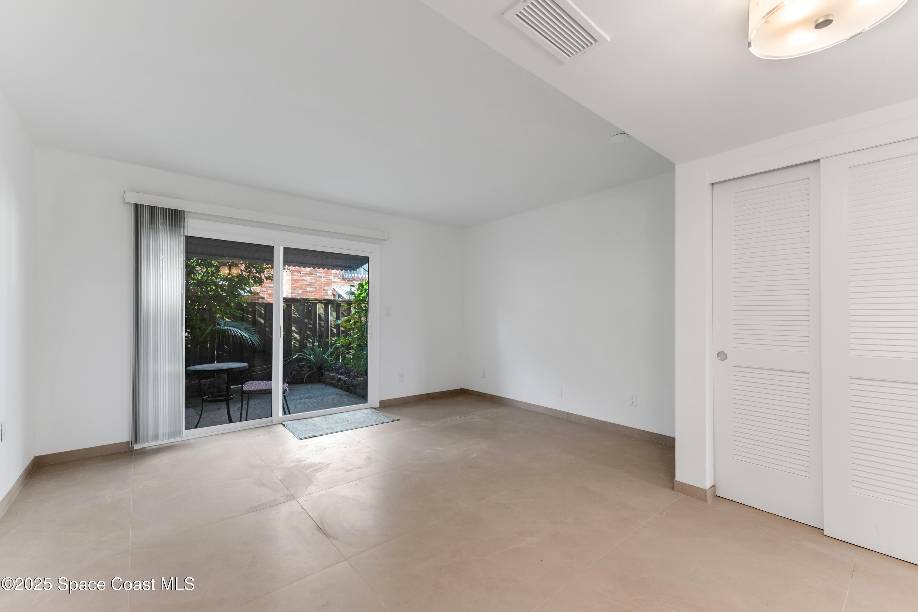 2200 S Palmetto Avenue, A5, South Daytona Unit: A5