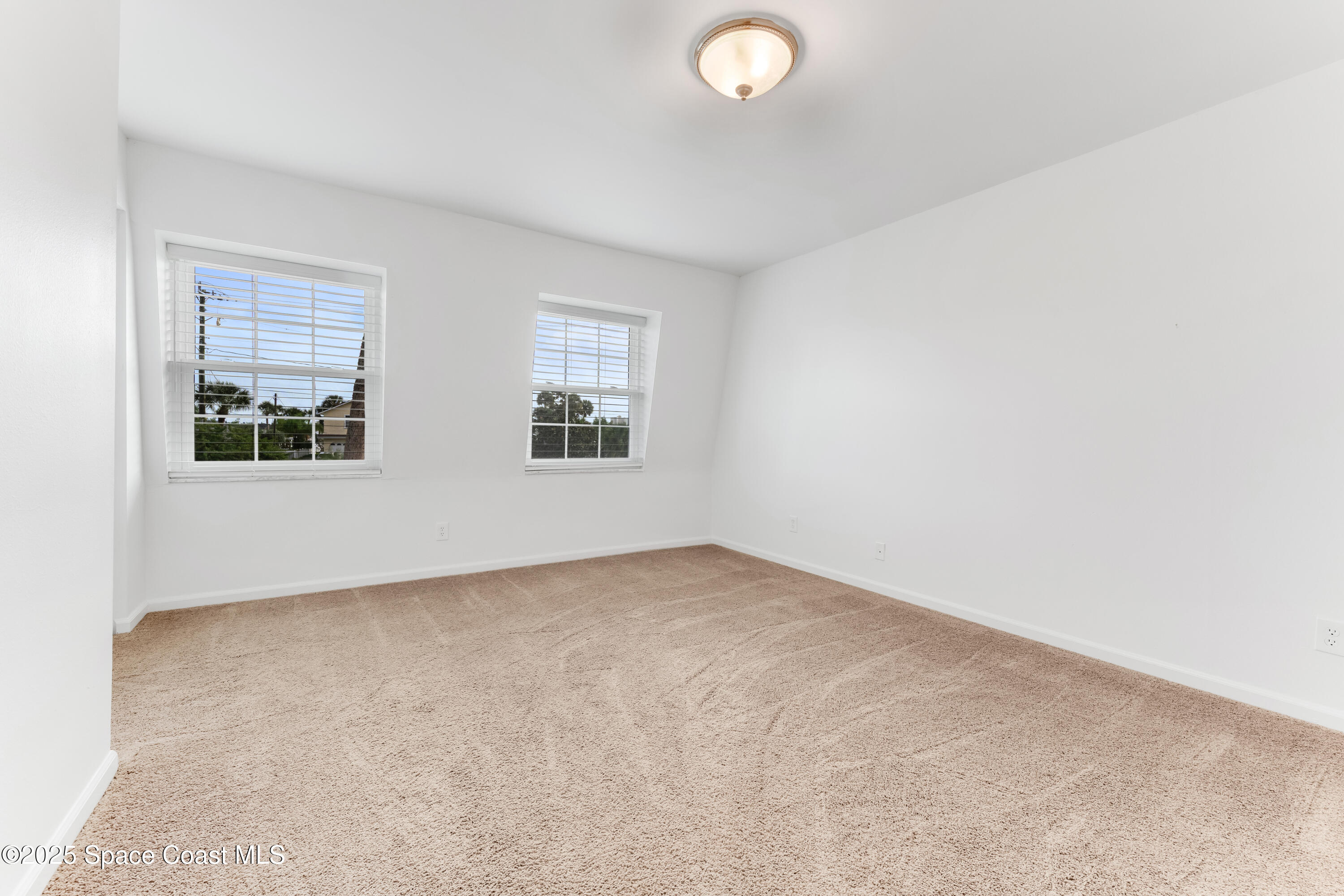 2200 S Palmetto Avenue, A5, South Daytona Unit: A5