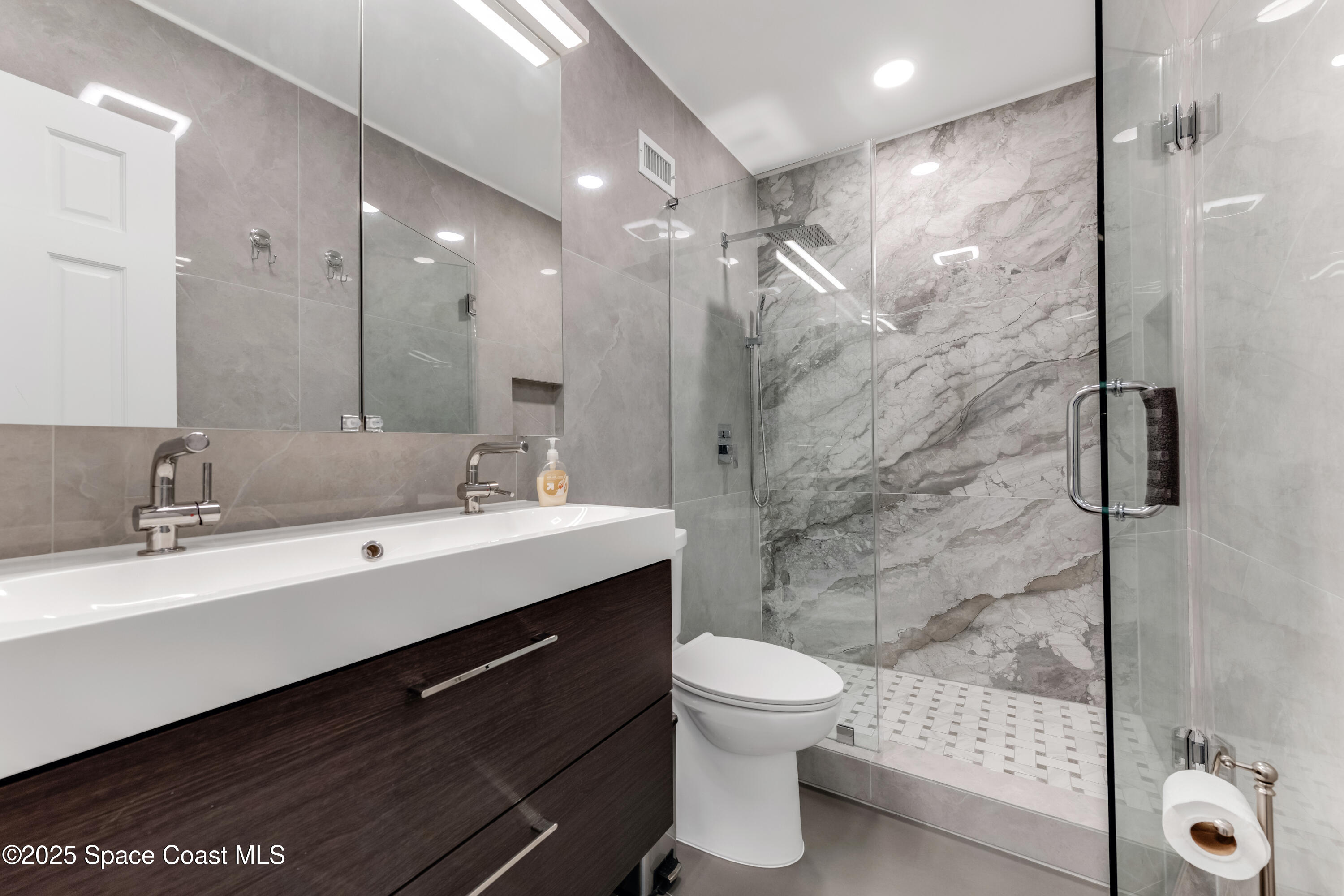 2200 S Palmetto Avenue, A5, South Daytona Unit: A5