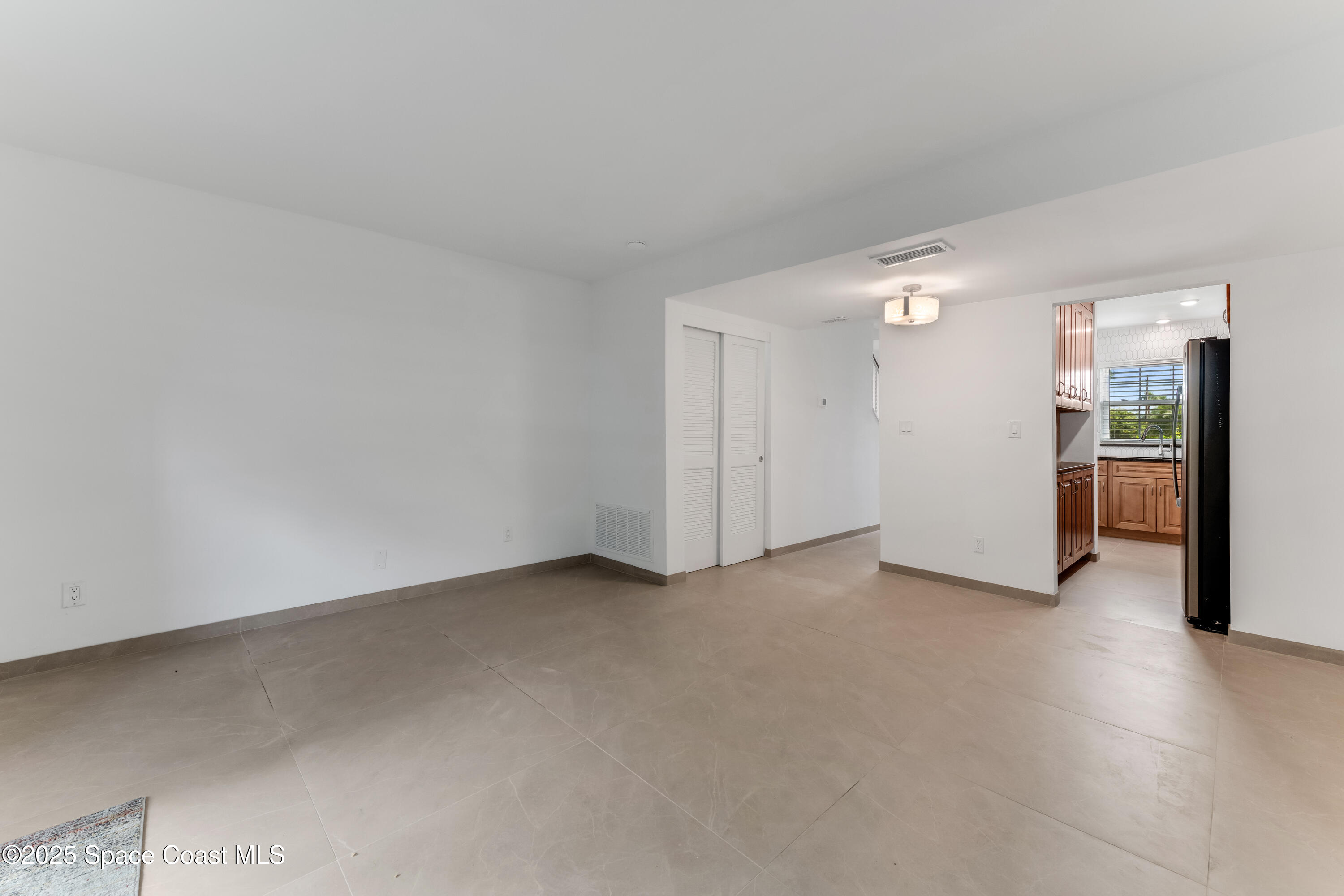 2200 S Palmetto Avenue, A5, South Daytona Unit: A5