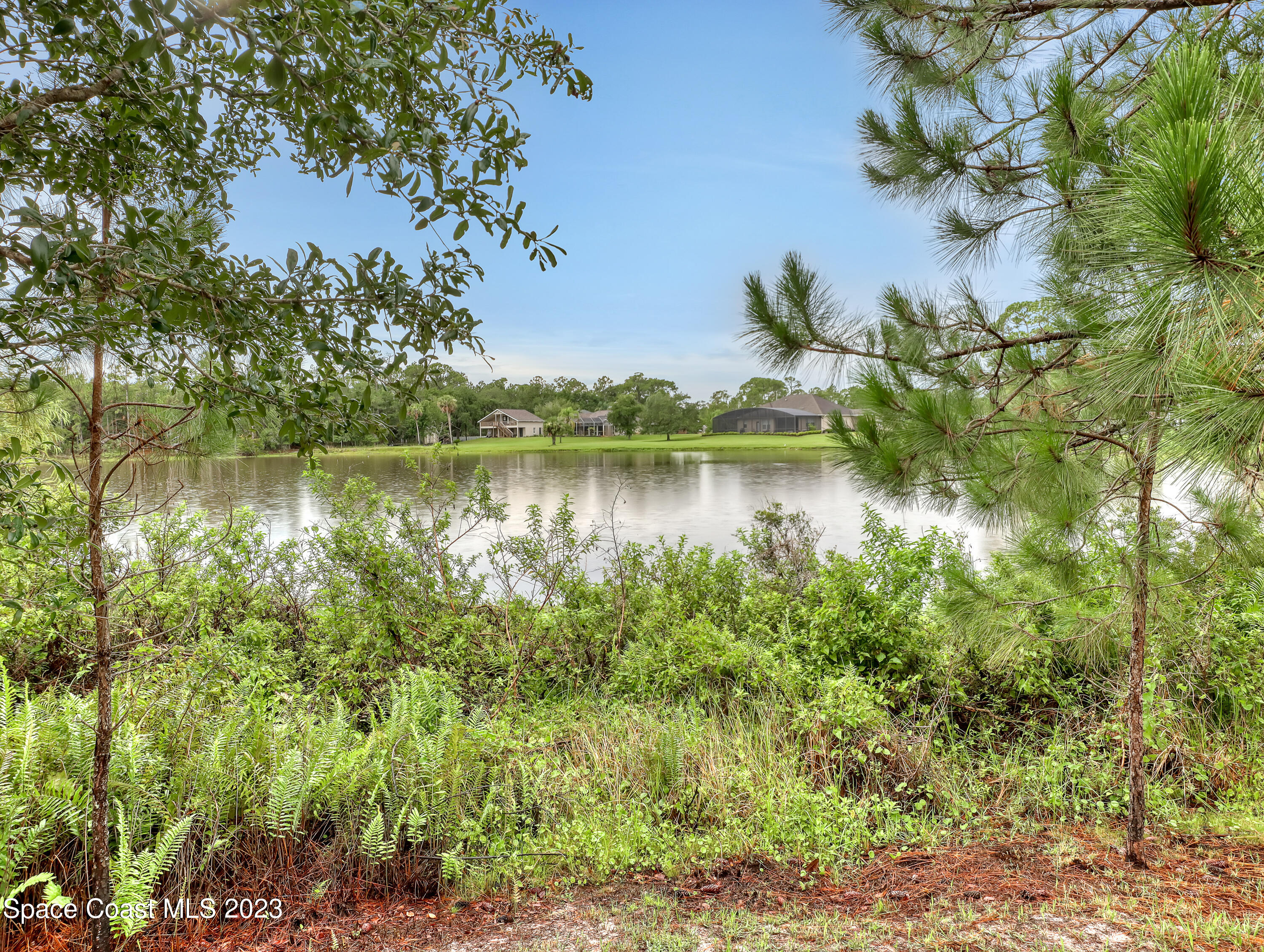 3060 Fawn Lake Boulevard