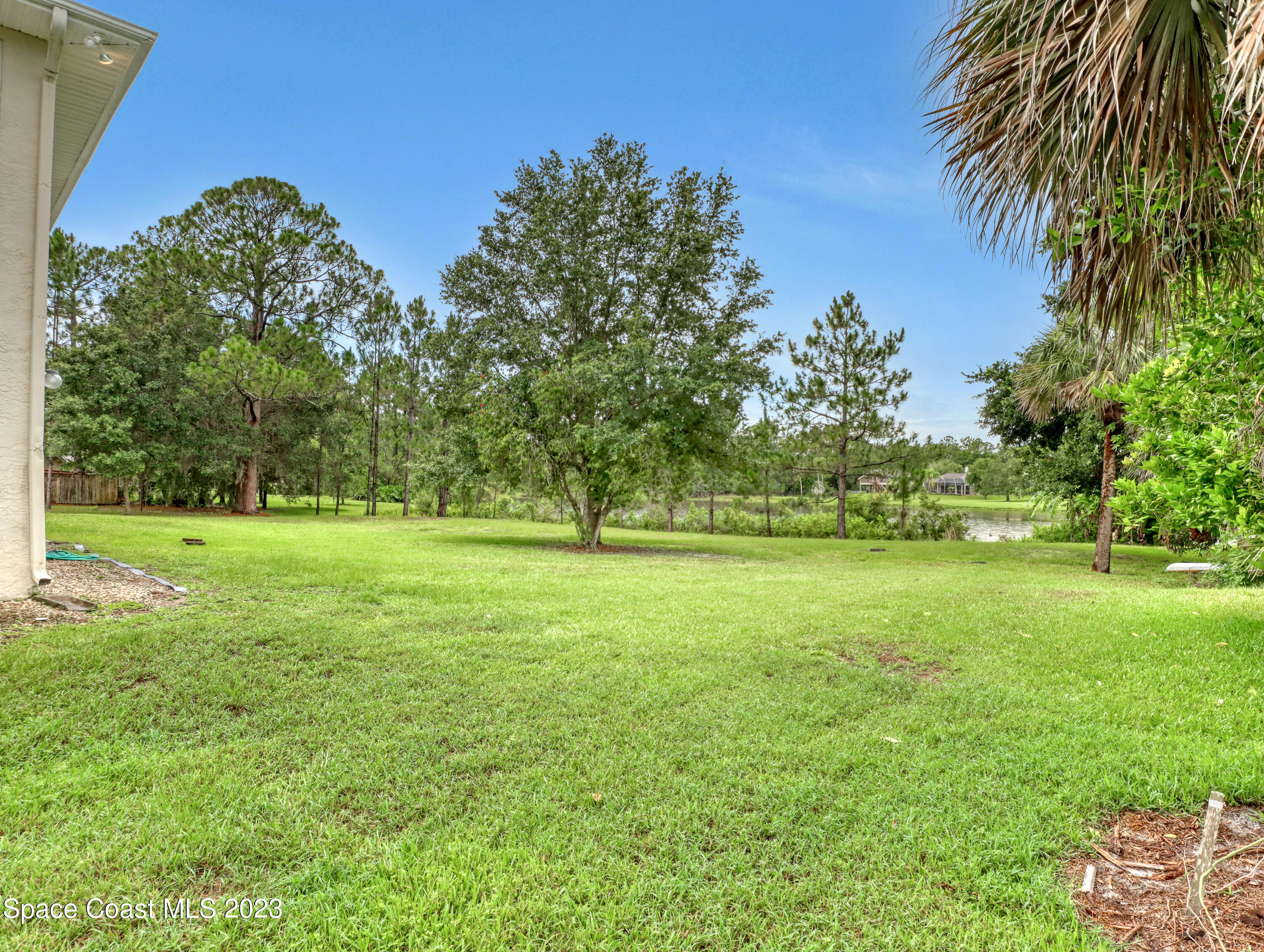 3060 Fawn Lake Boulevard