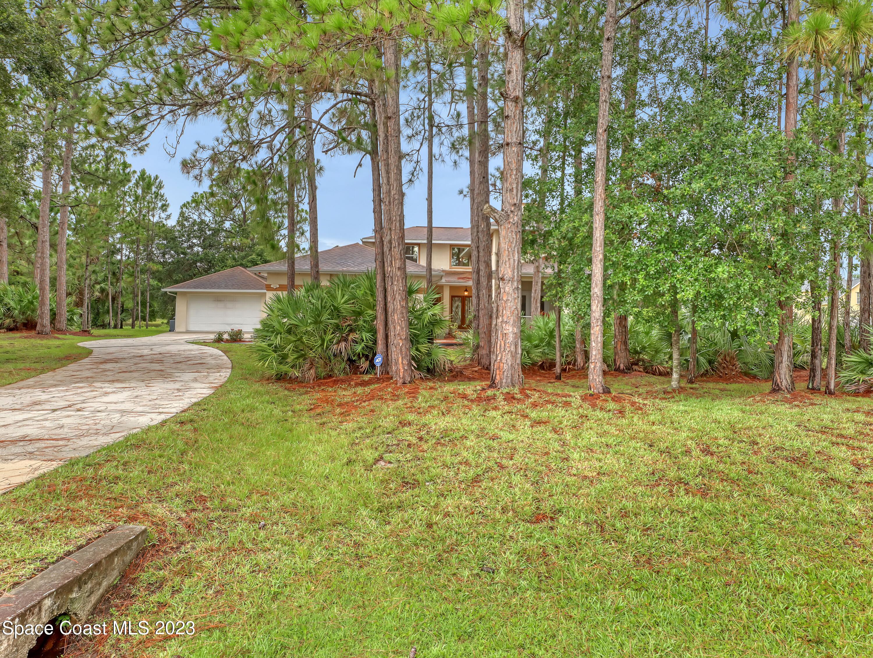 3060 Fawn Lake Boulevard