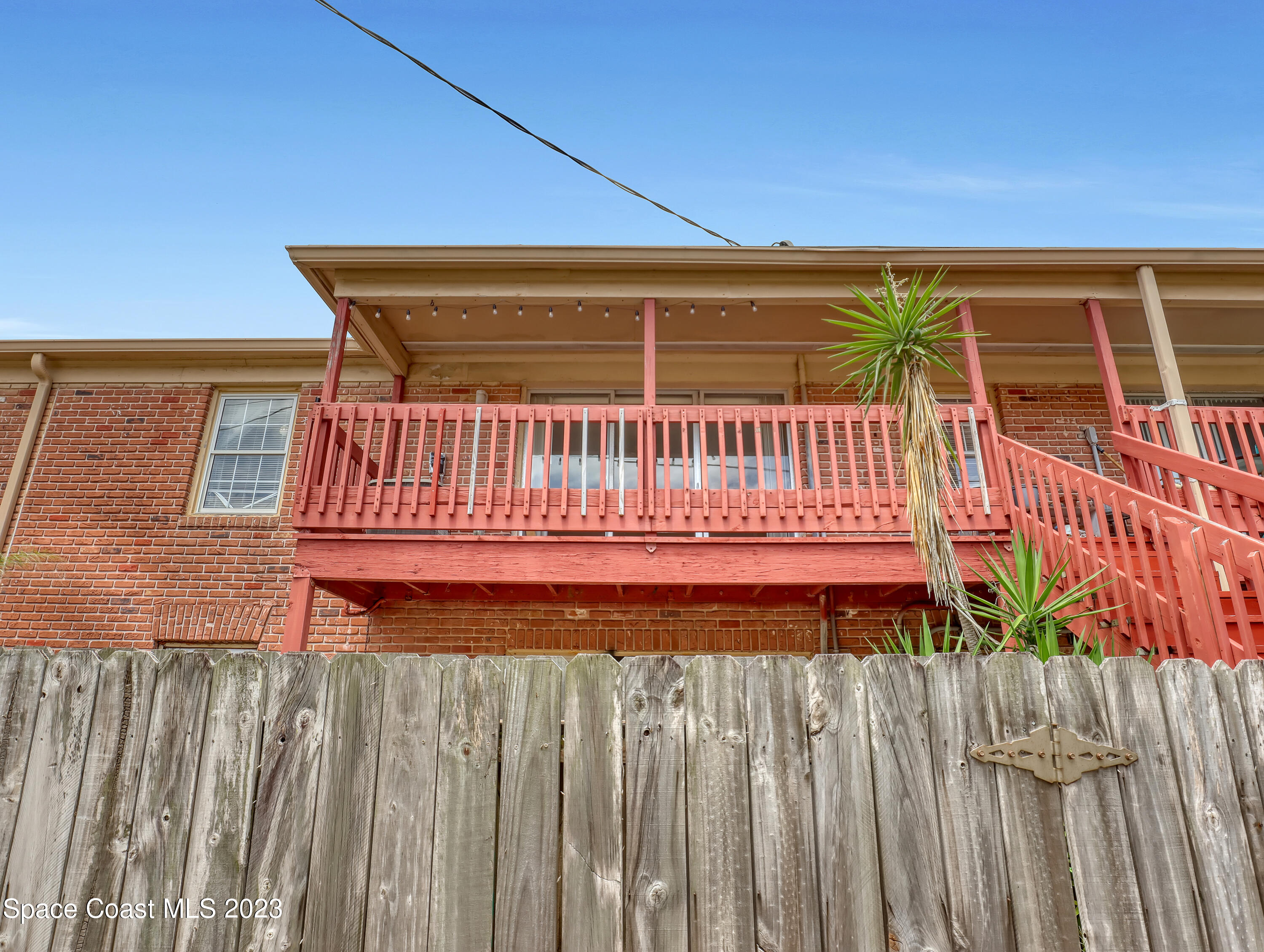 145 E Colonial Court, D