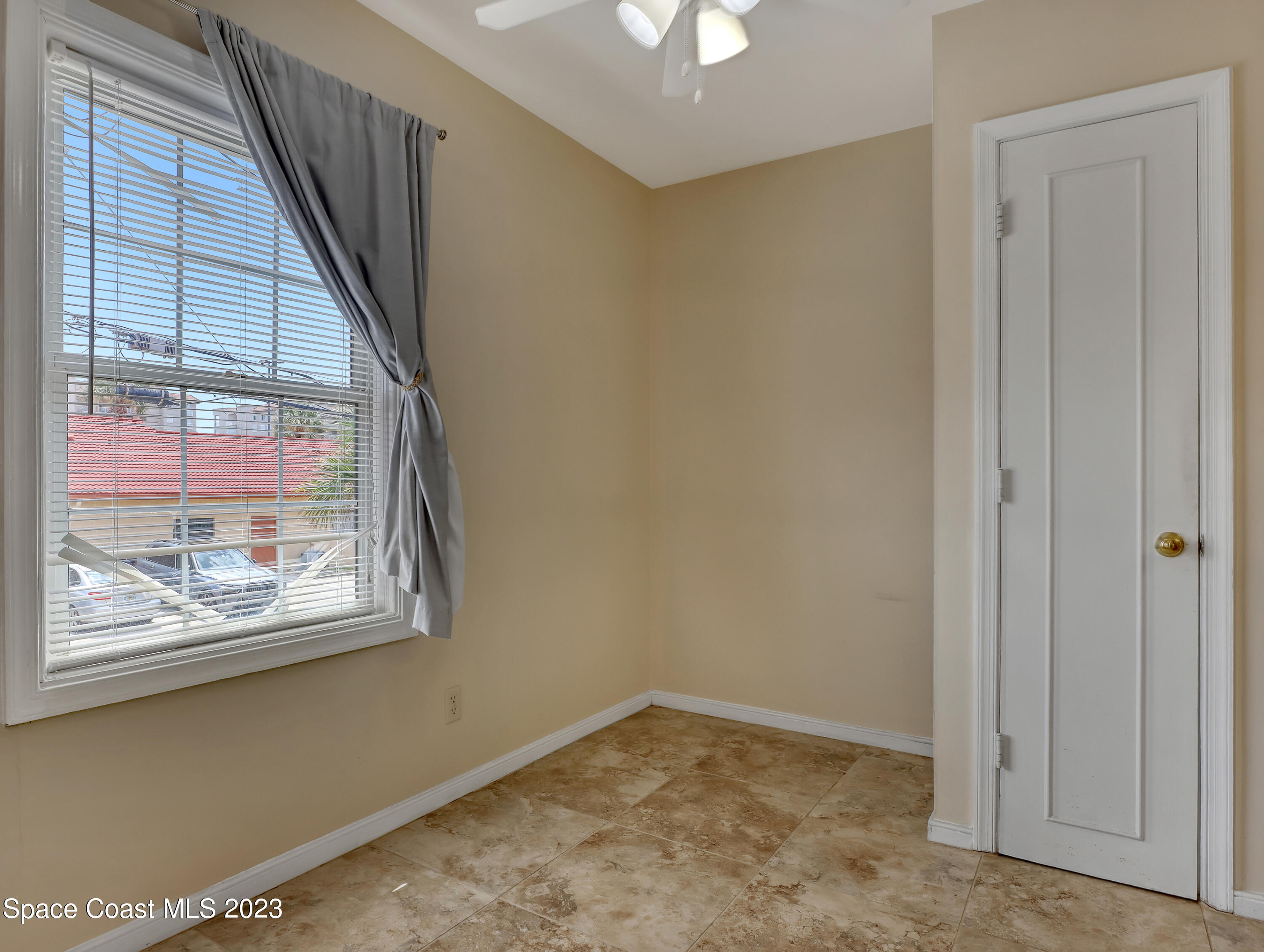 145 E Colonial Court, D