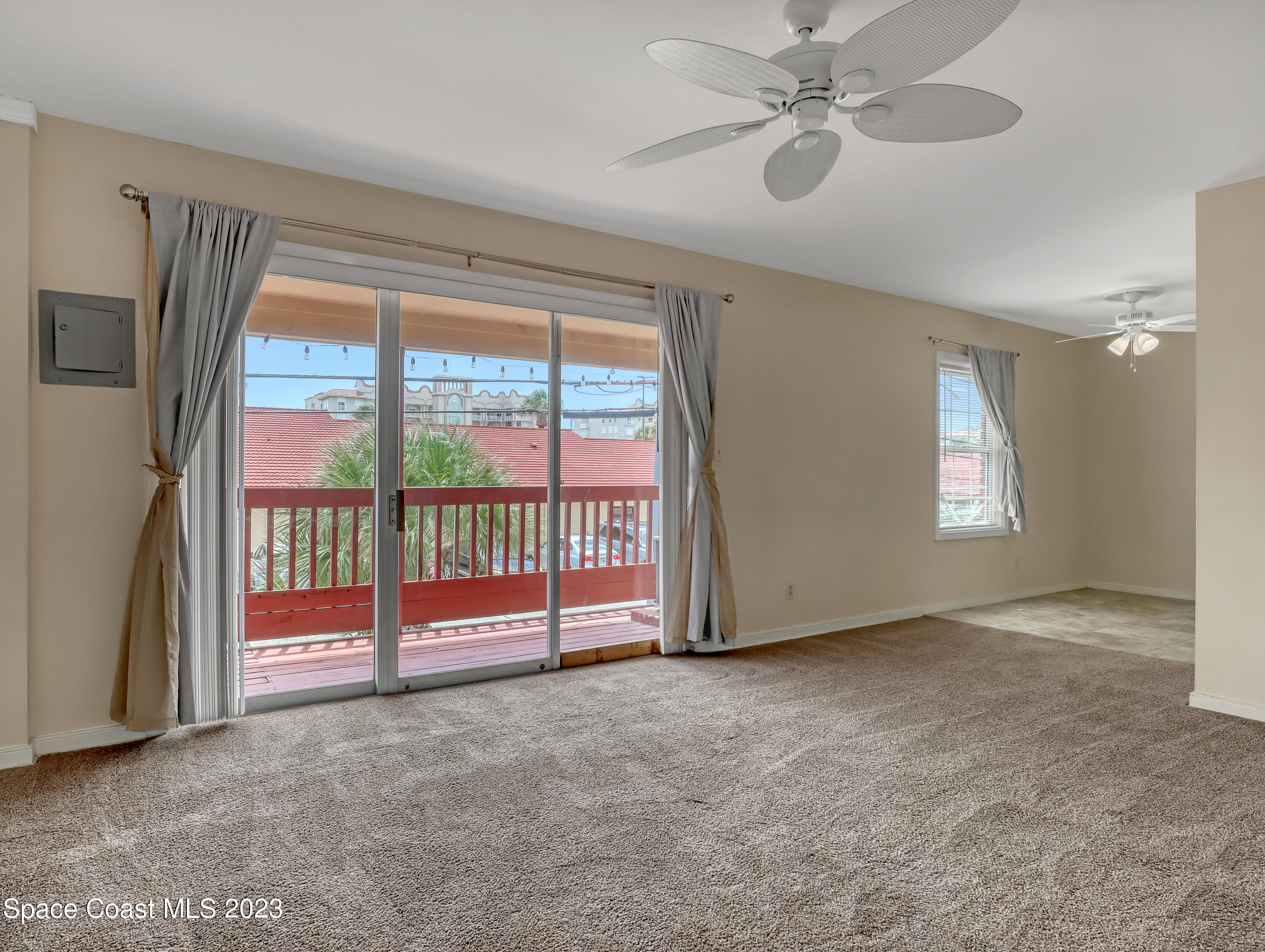145 E Colonial Court, D