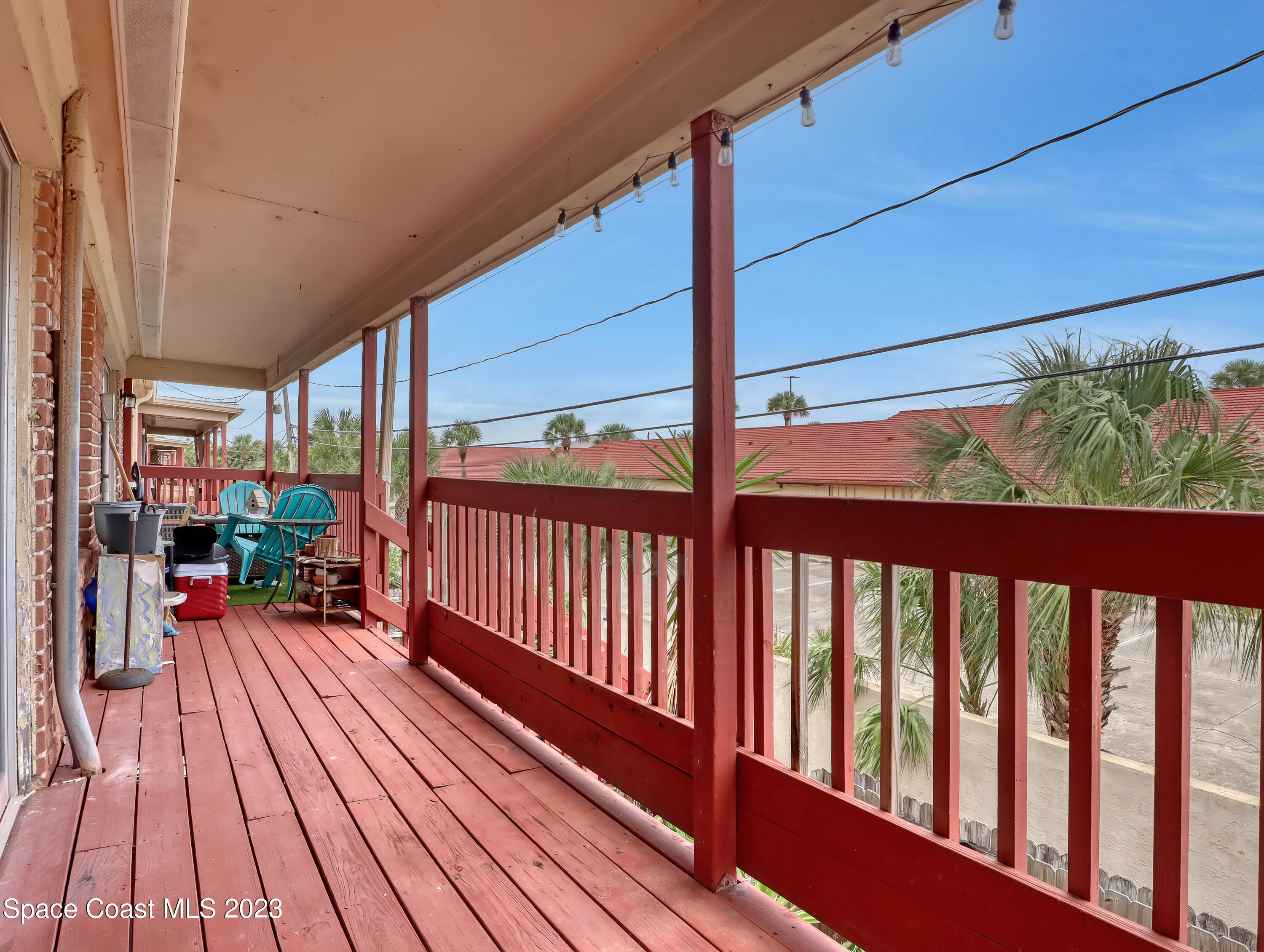 145 E Colonial Court, D