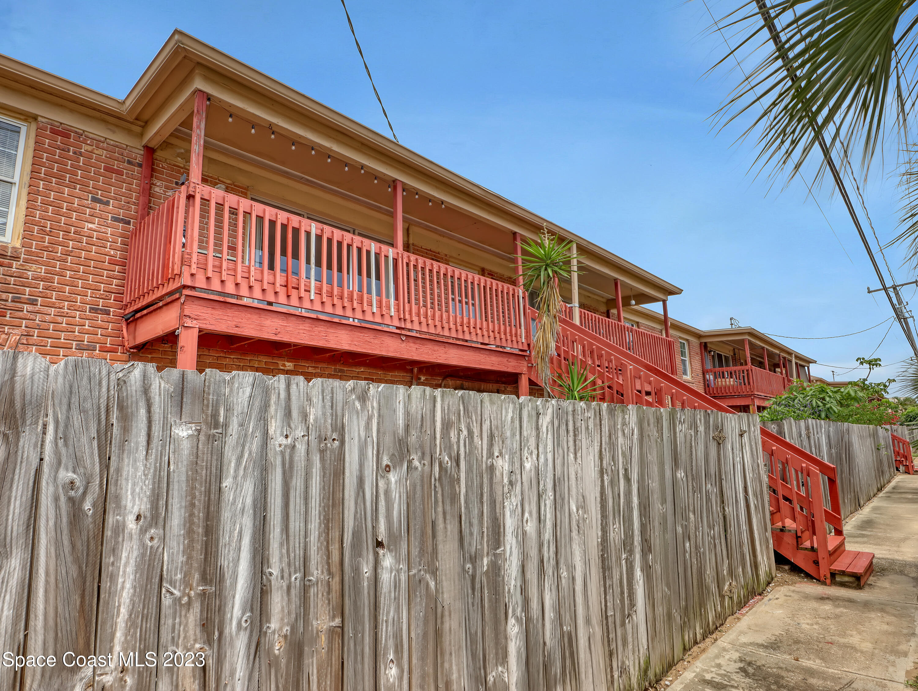 145 E Colonial Court, D