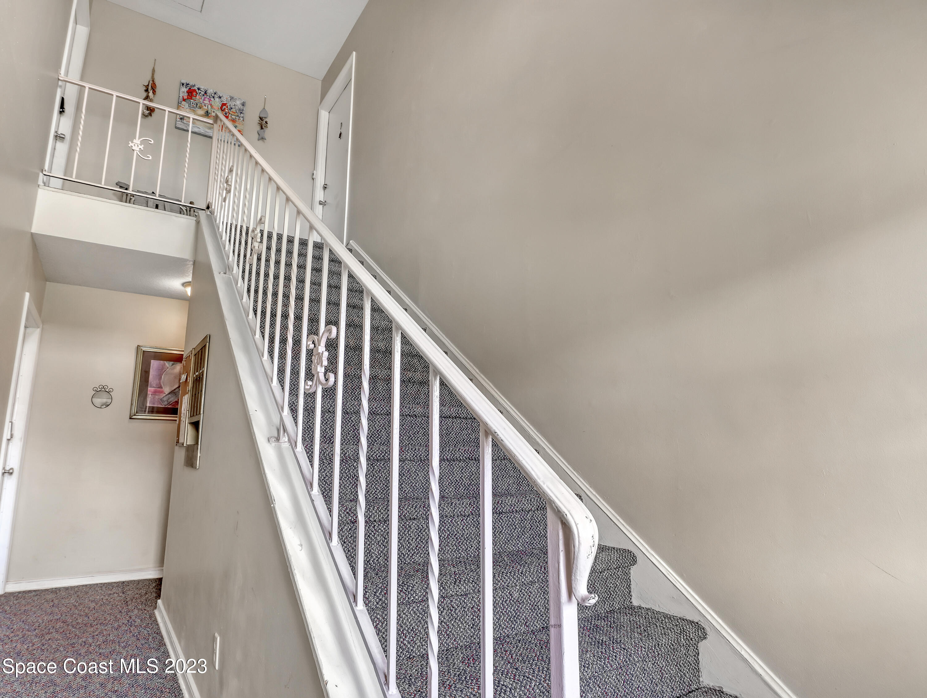 145 E Colonial Court, D