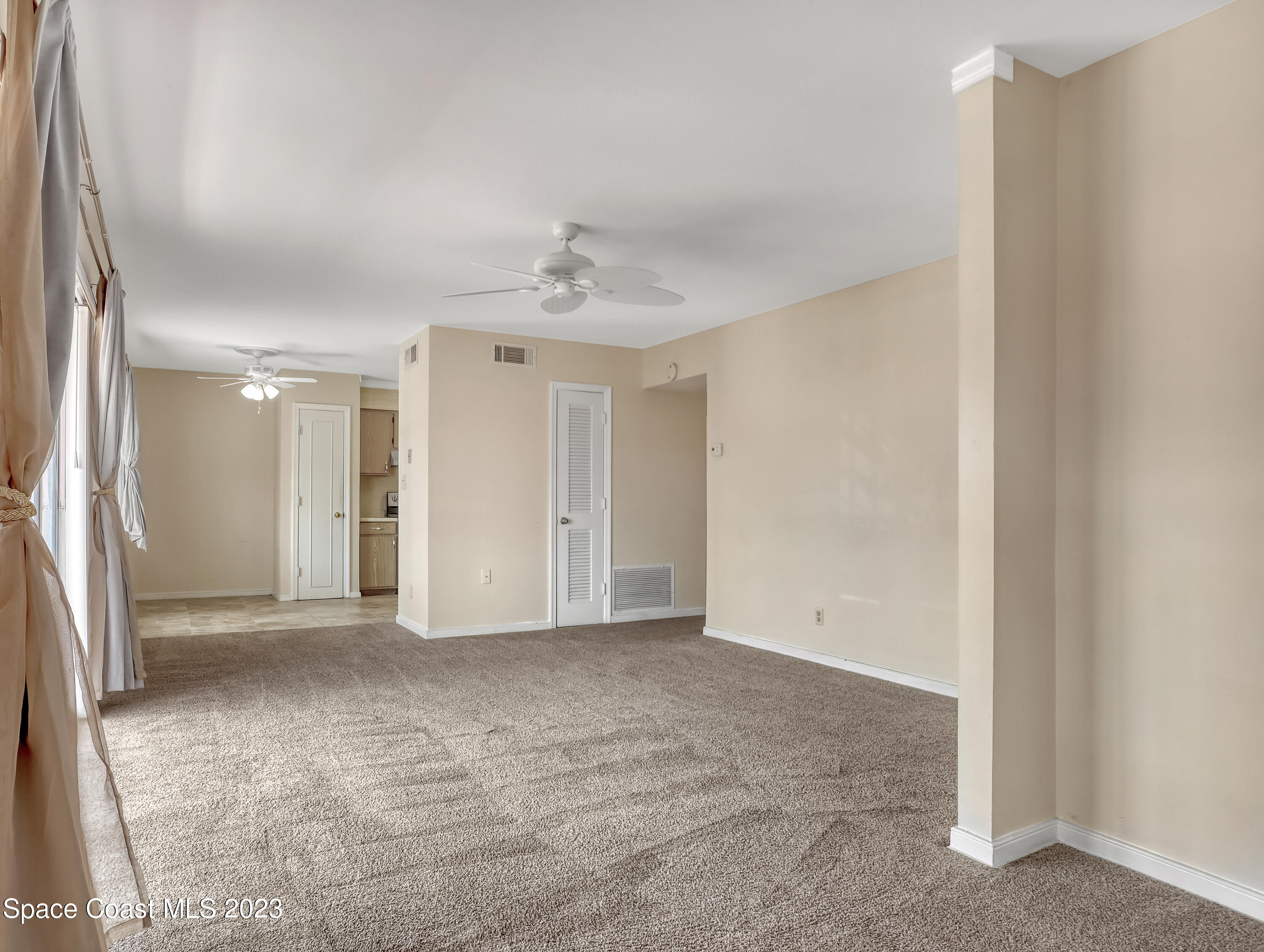 145 E Colonial Court, D