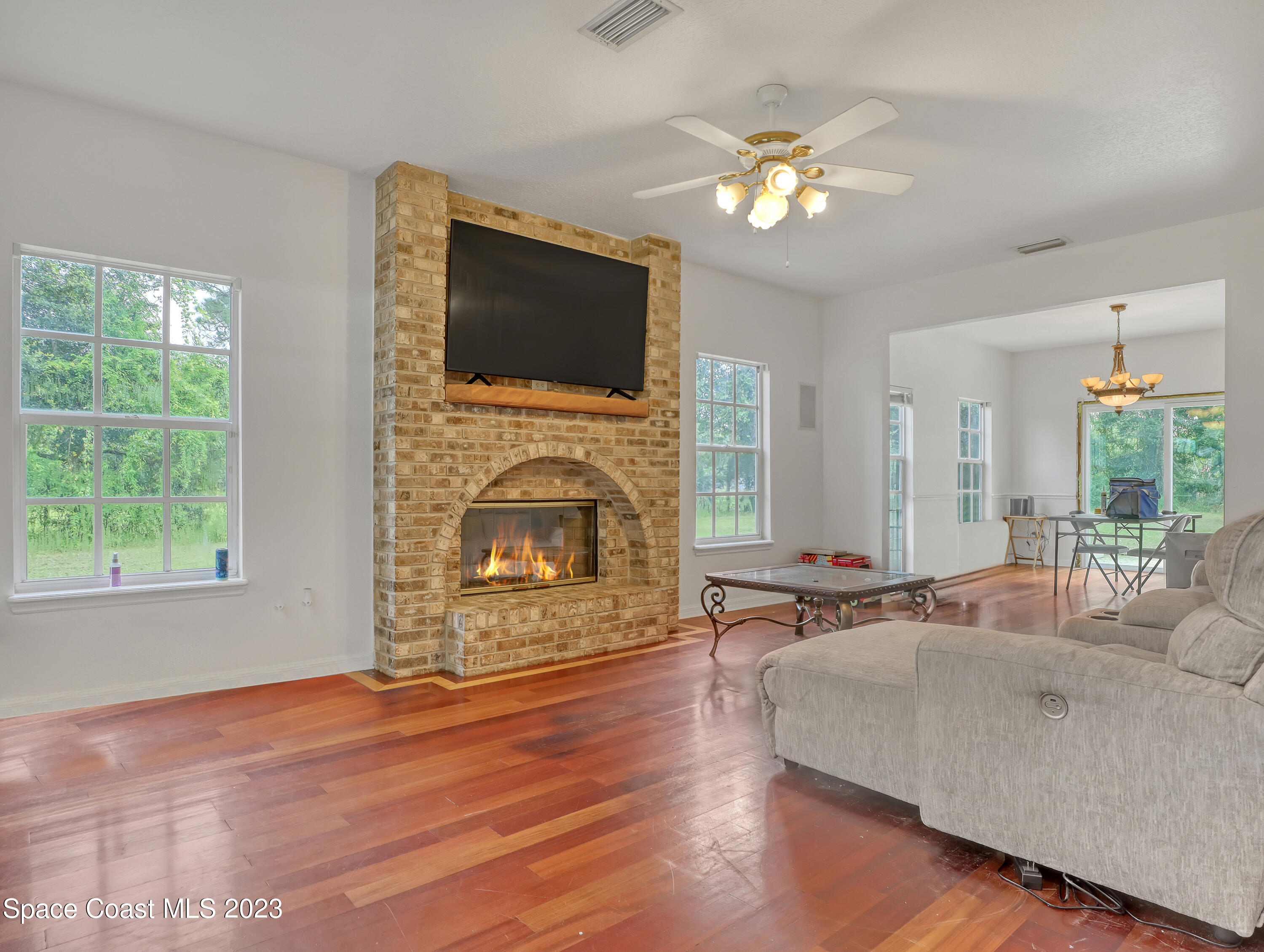 2155 Tomato Farm Road