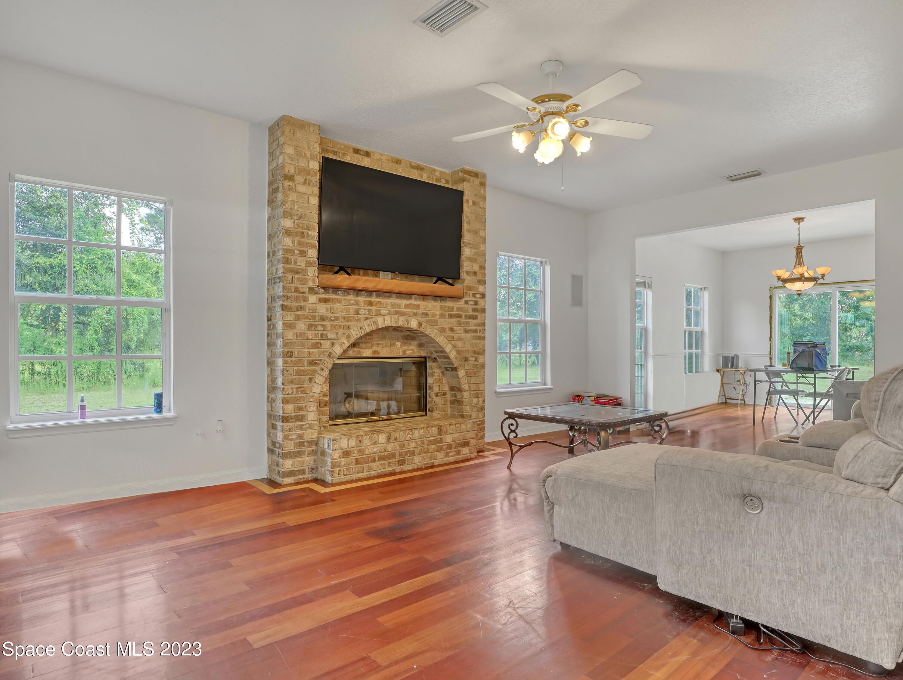 2155 Tomato Farm Road