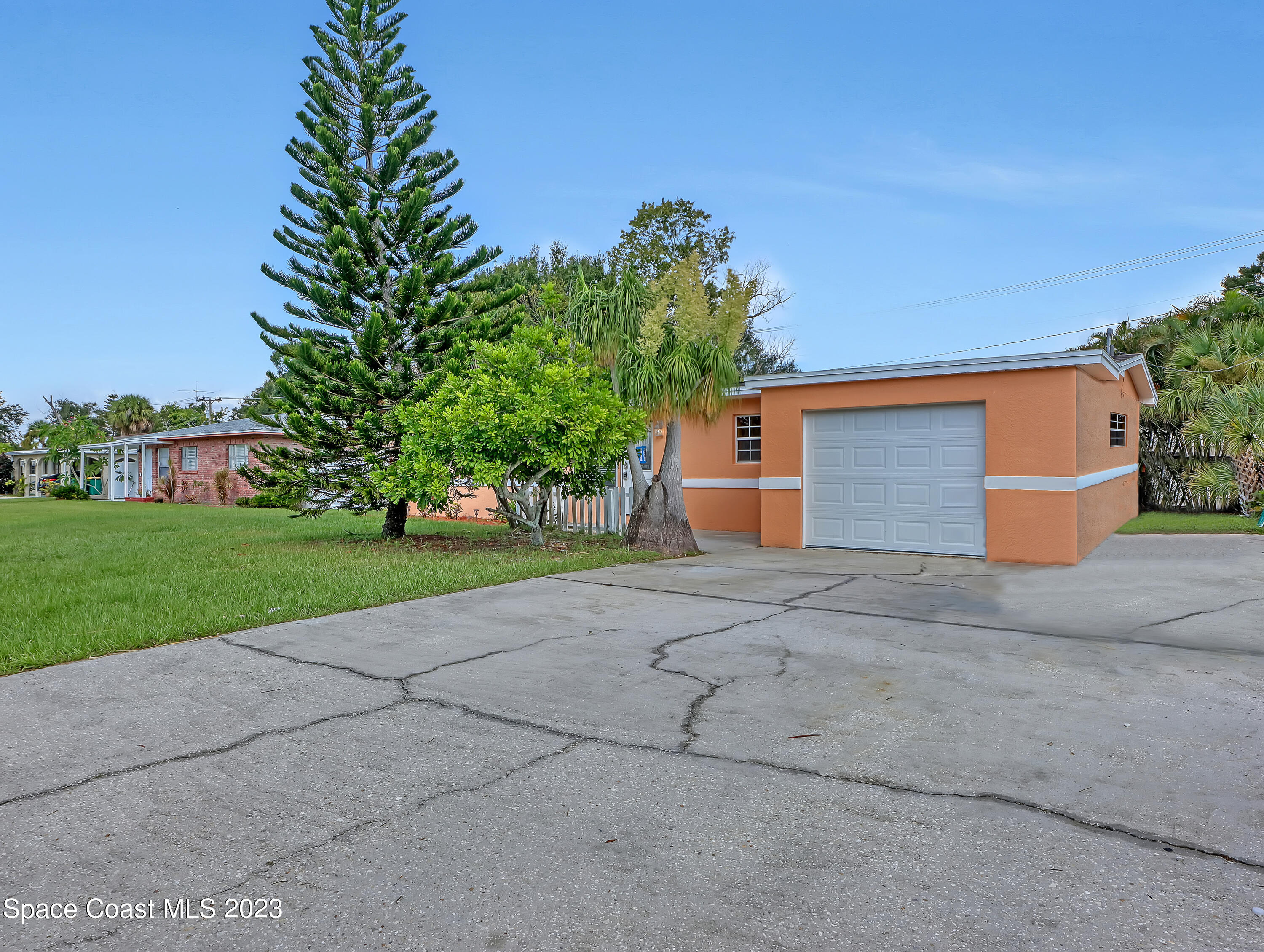 478 Orange Avenue