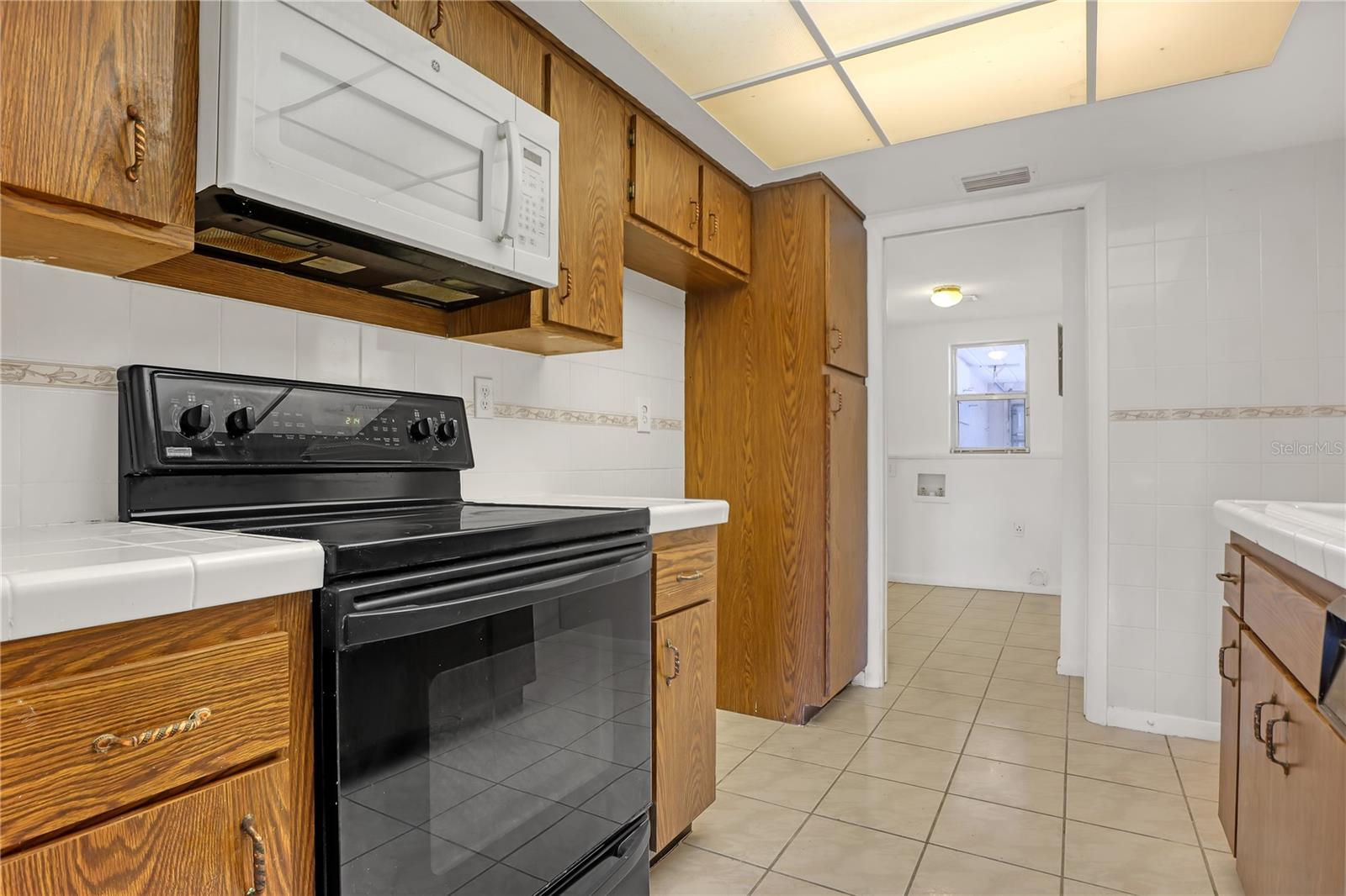 2568 DEMARET DR #308A