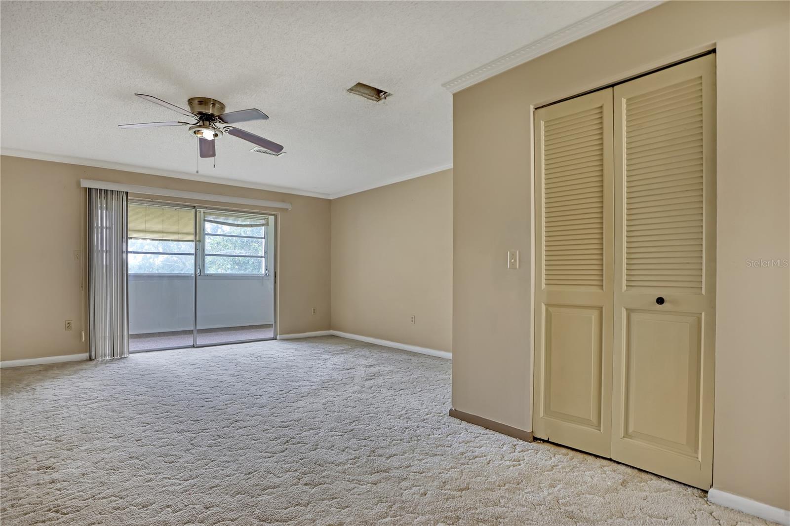 2568 DEMARET DR #308A