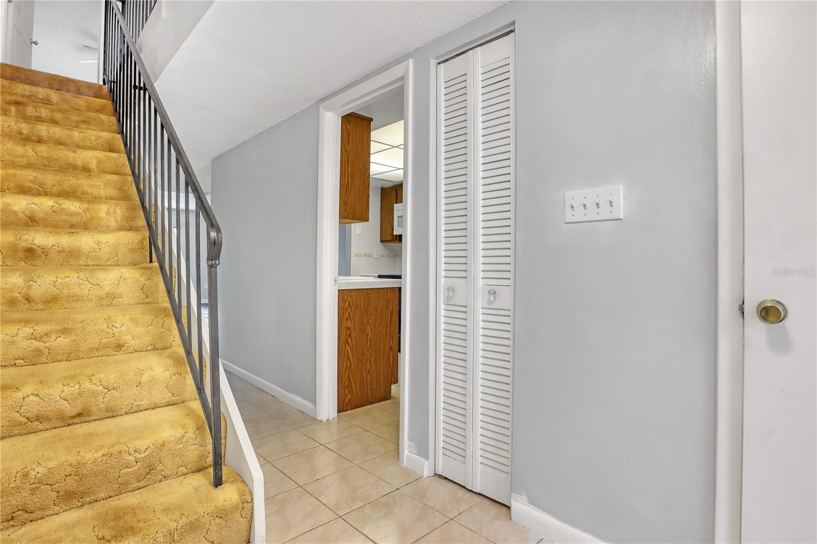 2568 DEMARET DR #308A