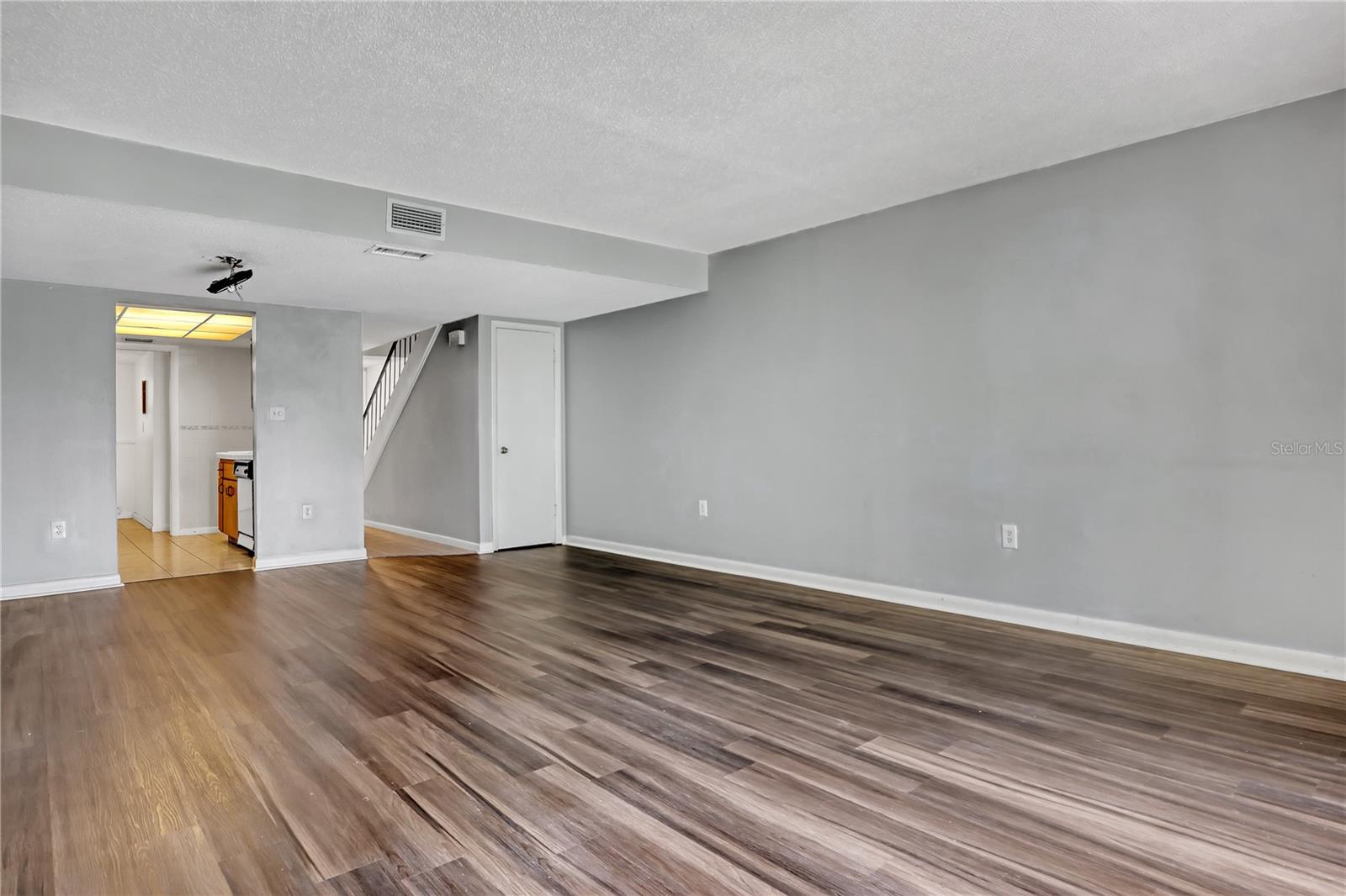2568 DEMARET DR #308A