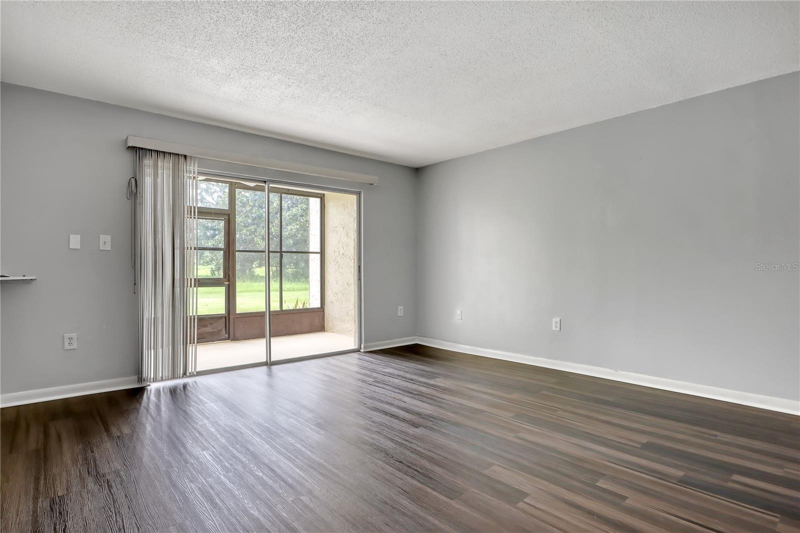 2568 DEMARET DR #308A