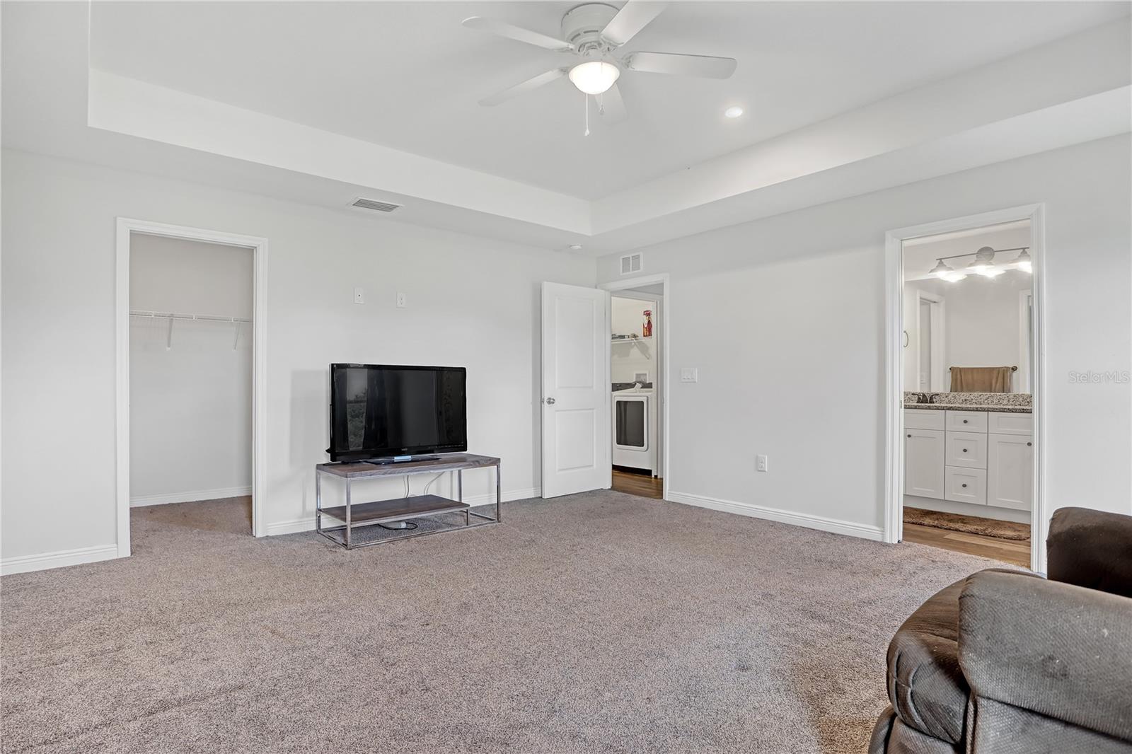 4383 PRENTICE LN