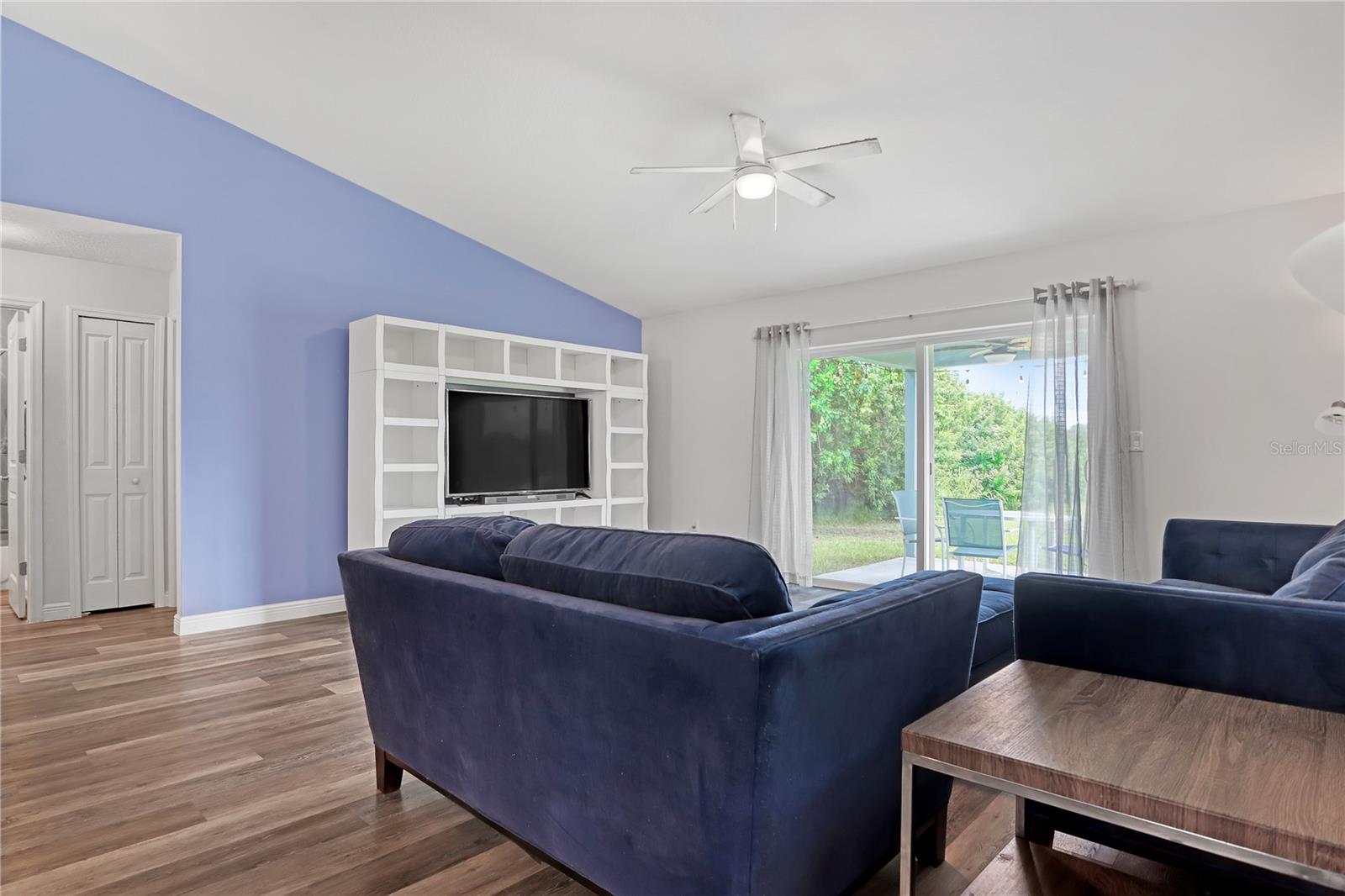 4383 PRENTICE LN