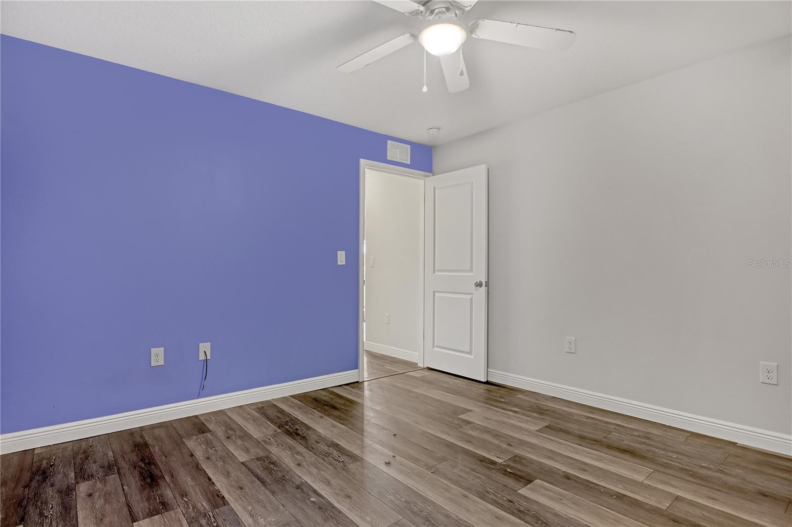 4383 PRENTICE LN
