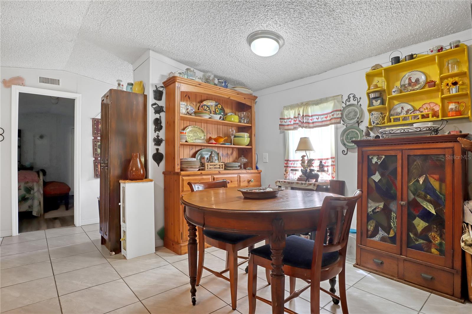 2515 WILEY AVE