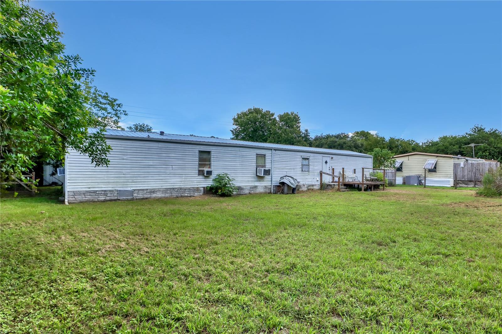 2515 WILEY AVE