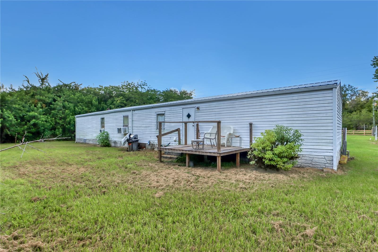 2515 WILEY AVE
