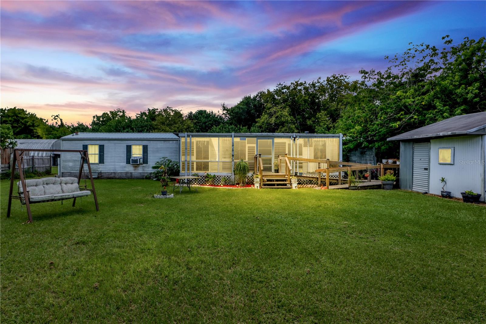 2515 WILEY AVE