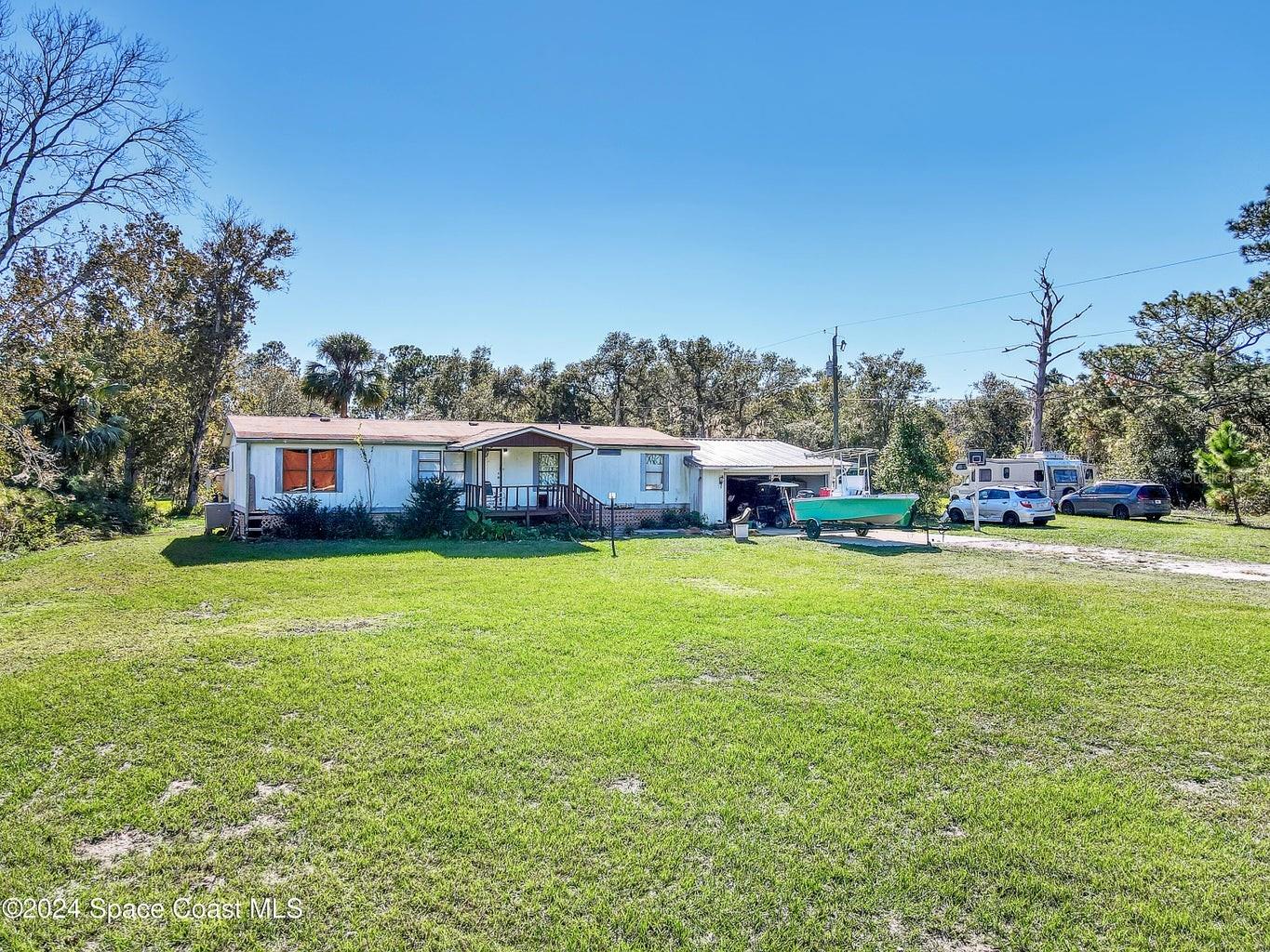 4305 APRIL LN