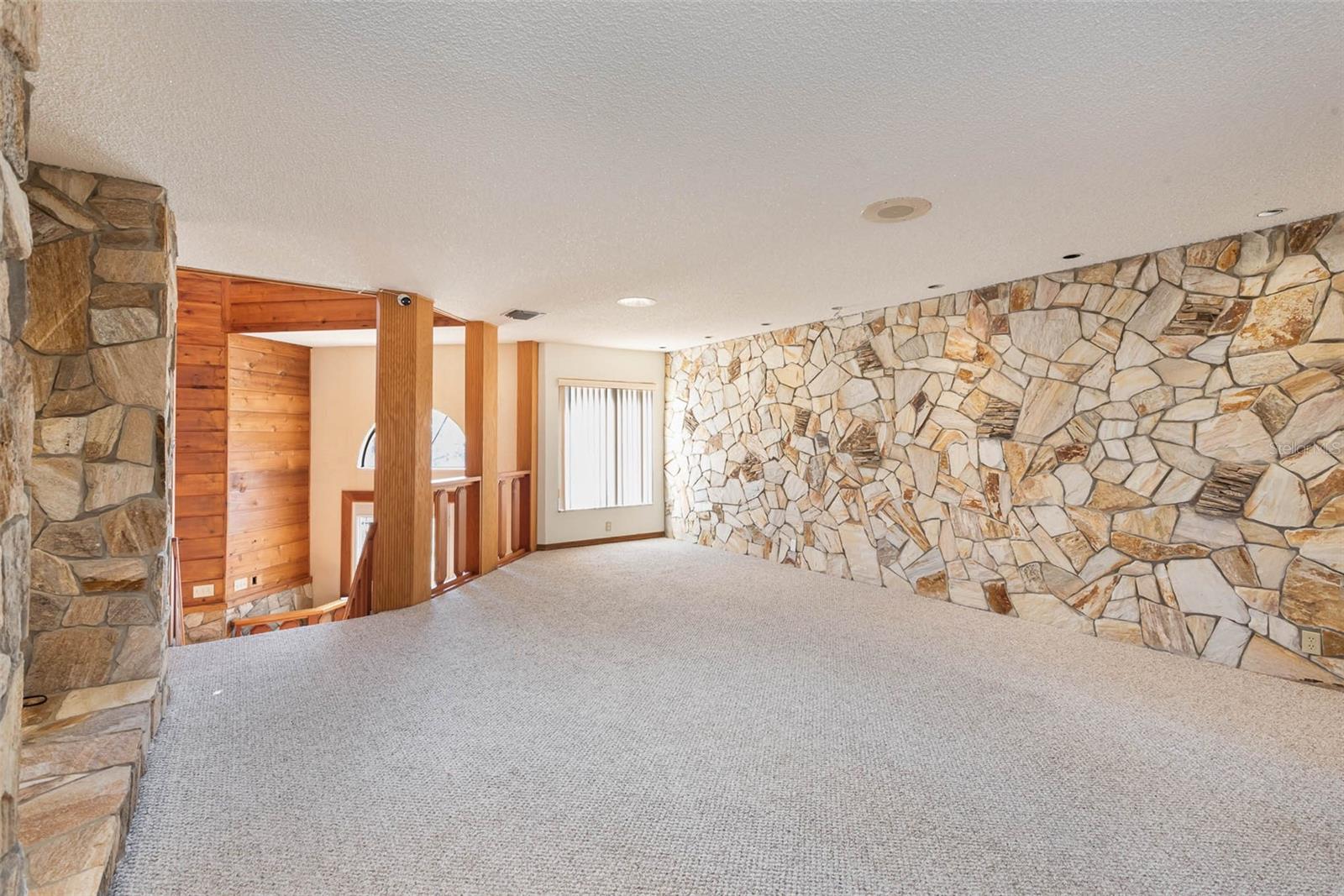 3686 MUIRFIELD DR