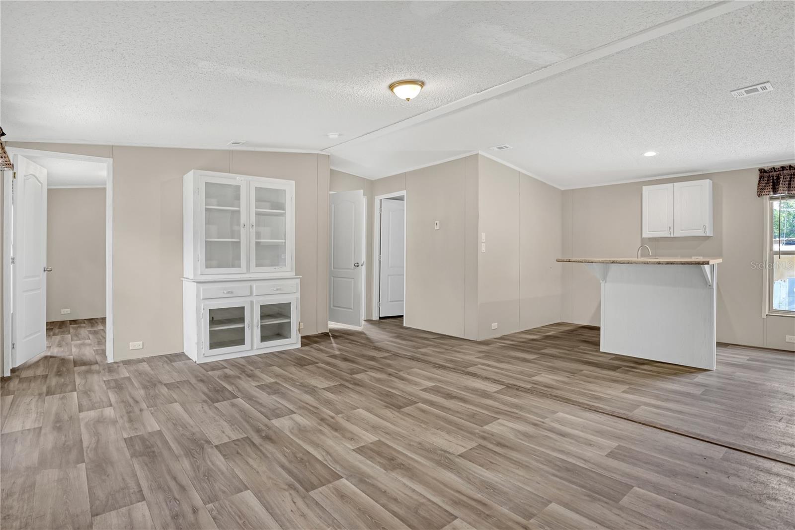 5321 CHERRY AVE