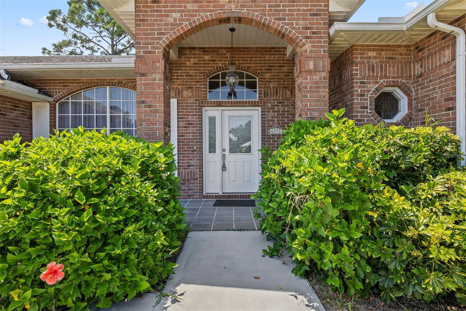 6111 HALF MOON DR