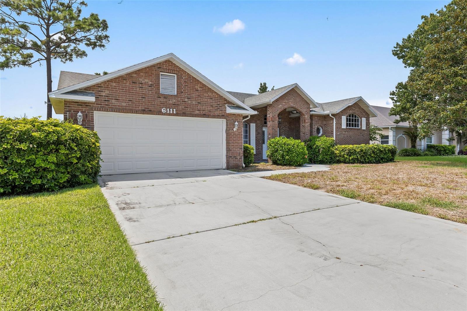 6111 HALF MOON DR