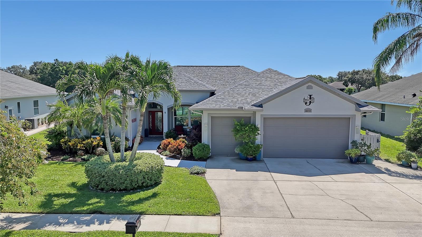 4372 FLETCHER LN