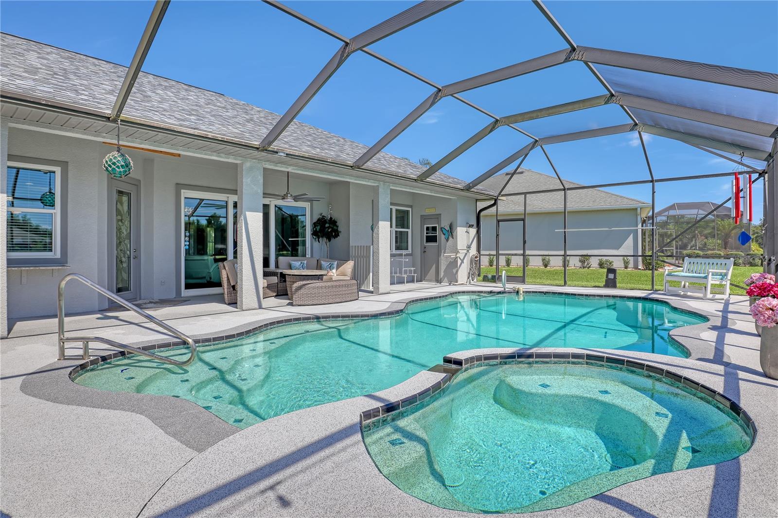 4372 FLETCHER LN