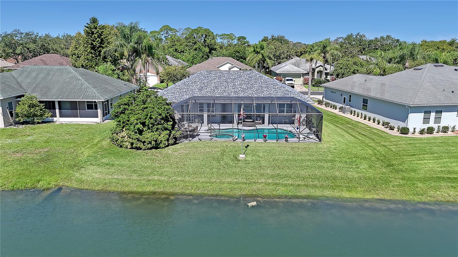 4372 FLETCHER LN