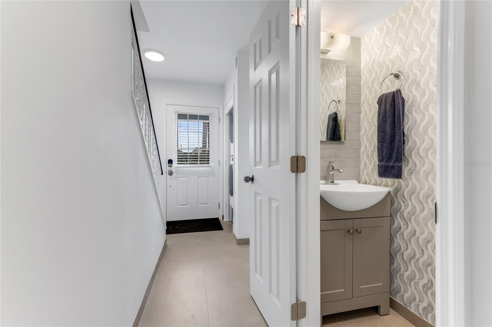 2200 S PALMETTO AVE #A050